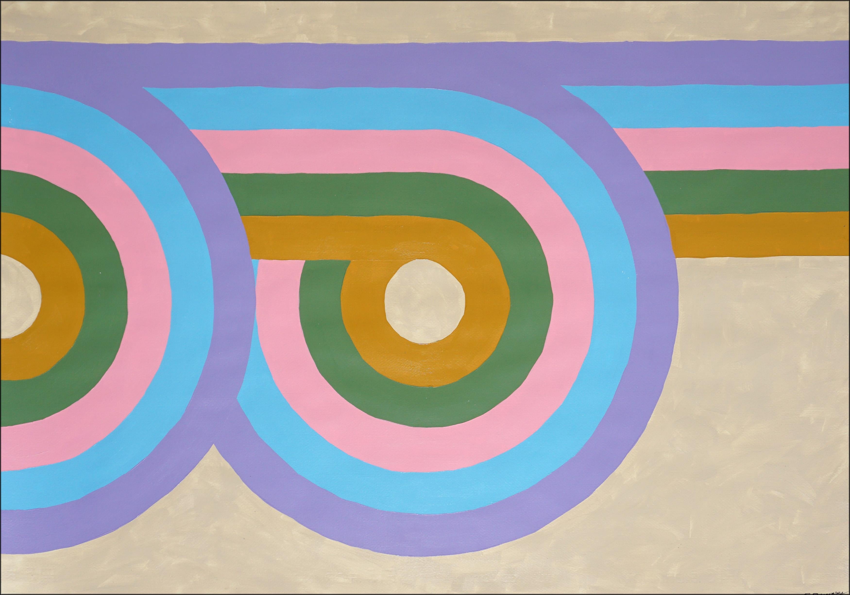 Triple Loop ist eine kühne geometrische Abstraktion  Diptychon, das die Eleganz des Art-Déco-Designs durch eine zeitgenössische Linse neu interpretiert. Geschichtete Bögen in gedämpftem Gold, Salbeigrün, Lavendel, Rosé und Himmelblau schaffen ein