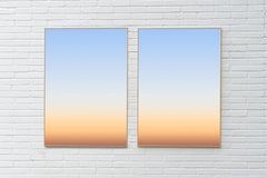Morgengrauen aus dem Flugzeug, Abstraktes Diptychon aus der Luft, Giclée, Skyline mit blauem Farbverlauf
