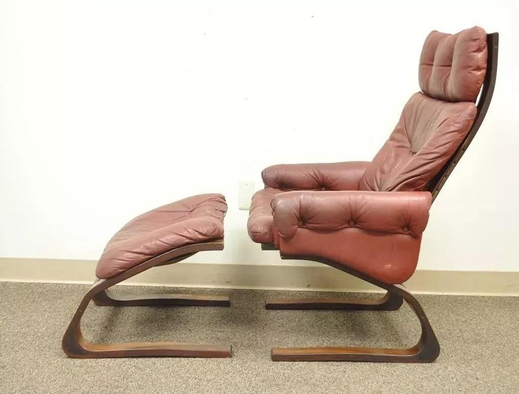 Rybo Rykken Mid Century Modern Rosewood Leather Kengu Lounge Chair and Ottoman For Sale 5
