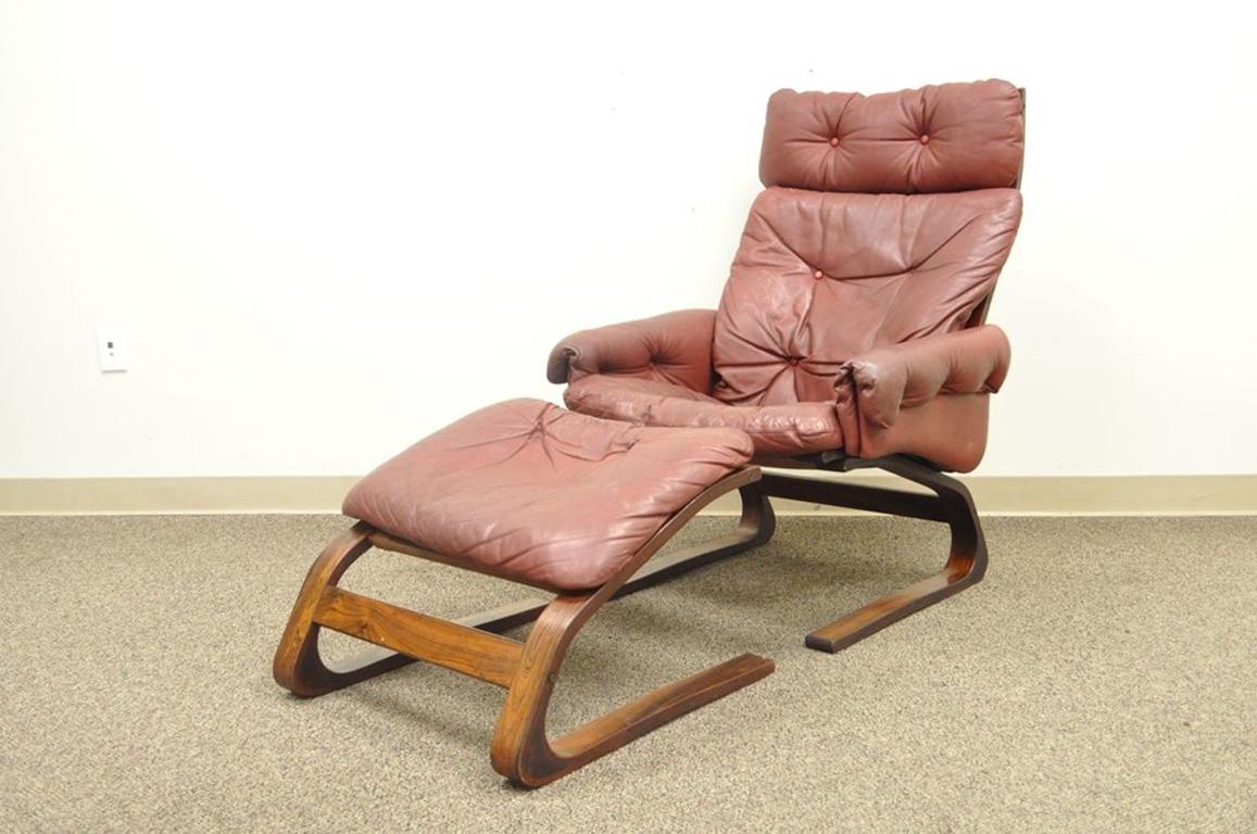 Rybo Rykken Mid-Century Modern Rosewood Leather Kengu Lounge Chair Ottoman For Sale 4