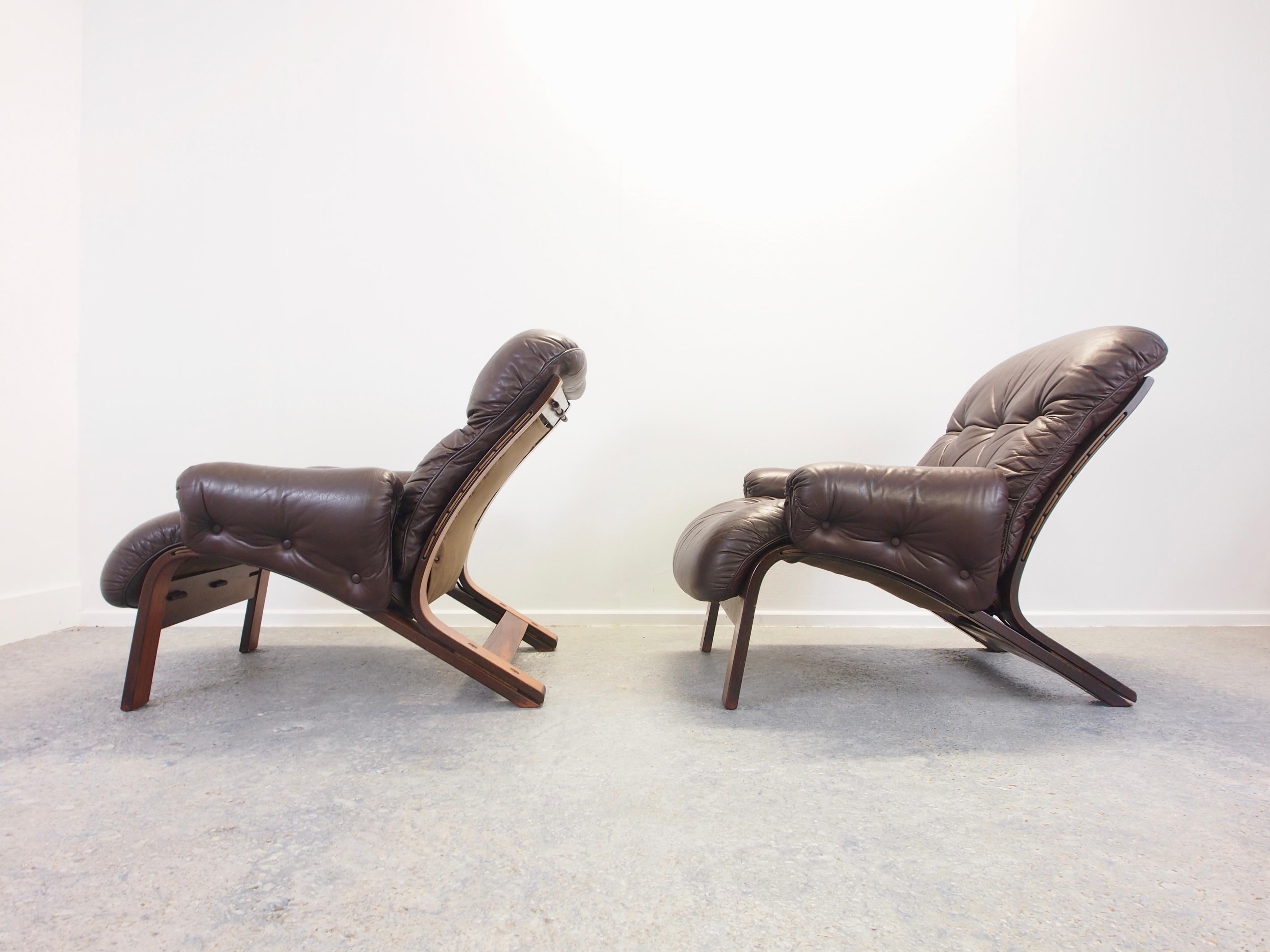 RyBo Rykken Vintage skandinavischen Paar Leder / Palisander Lounge-Stühle im Zustand „Gut“ in Hilversum, Noord Holland