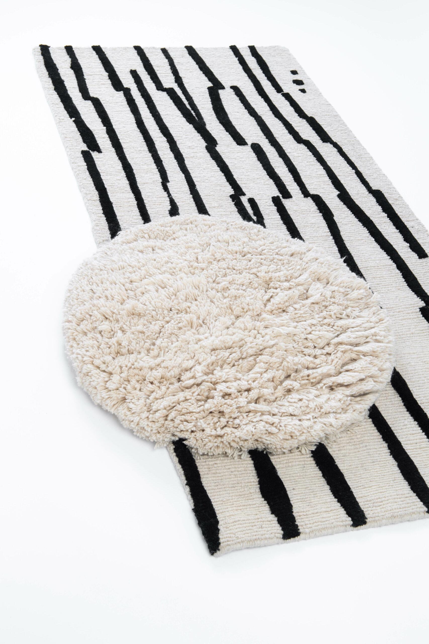 Ryōan-ji Handgeknüpftes Textilobjekt von Lyk Carpet (Postmoderne) im Angebot