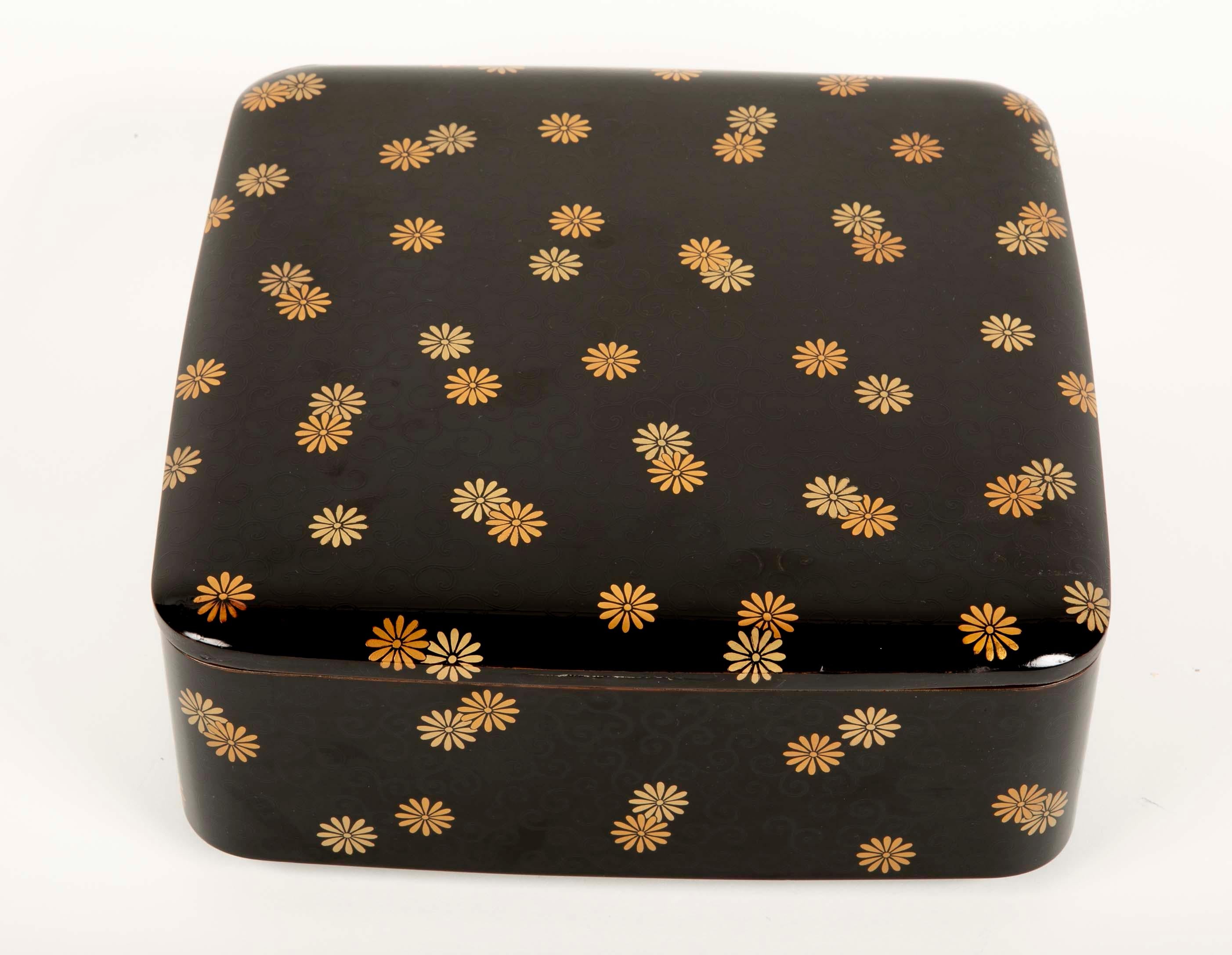 Meiji Ryoshibako Document Box of Black Lacquer with Gold Chrysanthemum Decoration