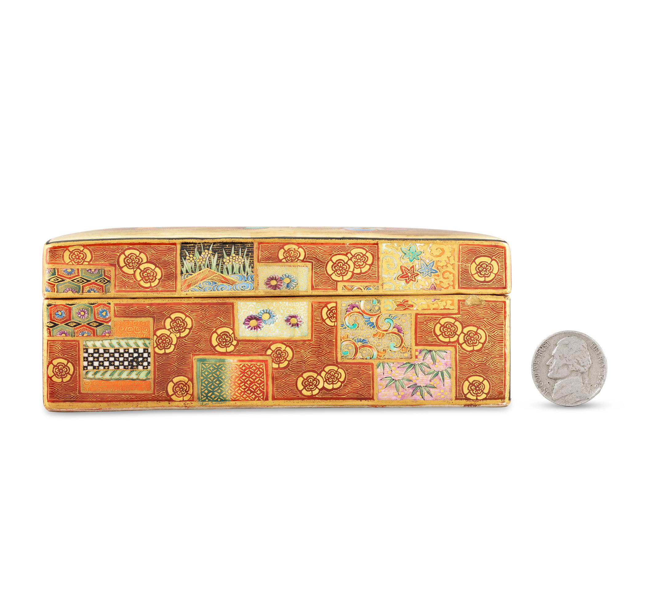 Earthenware Ryozan Satsuma Trinket Box For Sale