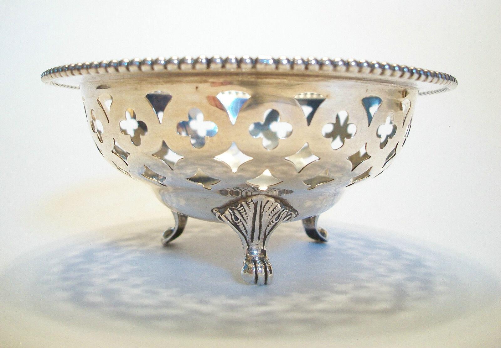 Canadian RYRIE BROS. - Pierced Sterling Silver Bonbon Dish - Canada - Early 20th Century For Sale