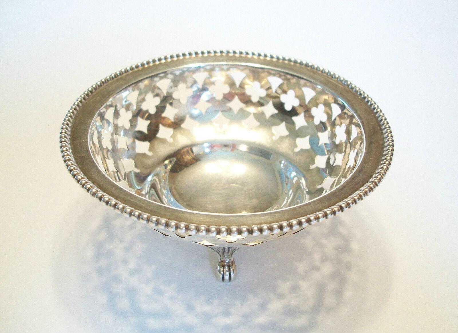 Hand-Crafted RYRIE BROS. - Pierced Sterling Silver Bonbon Dish - Canada - Early 20th Century For Sale