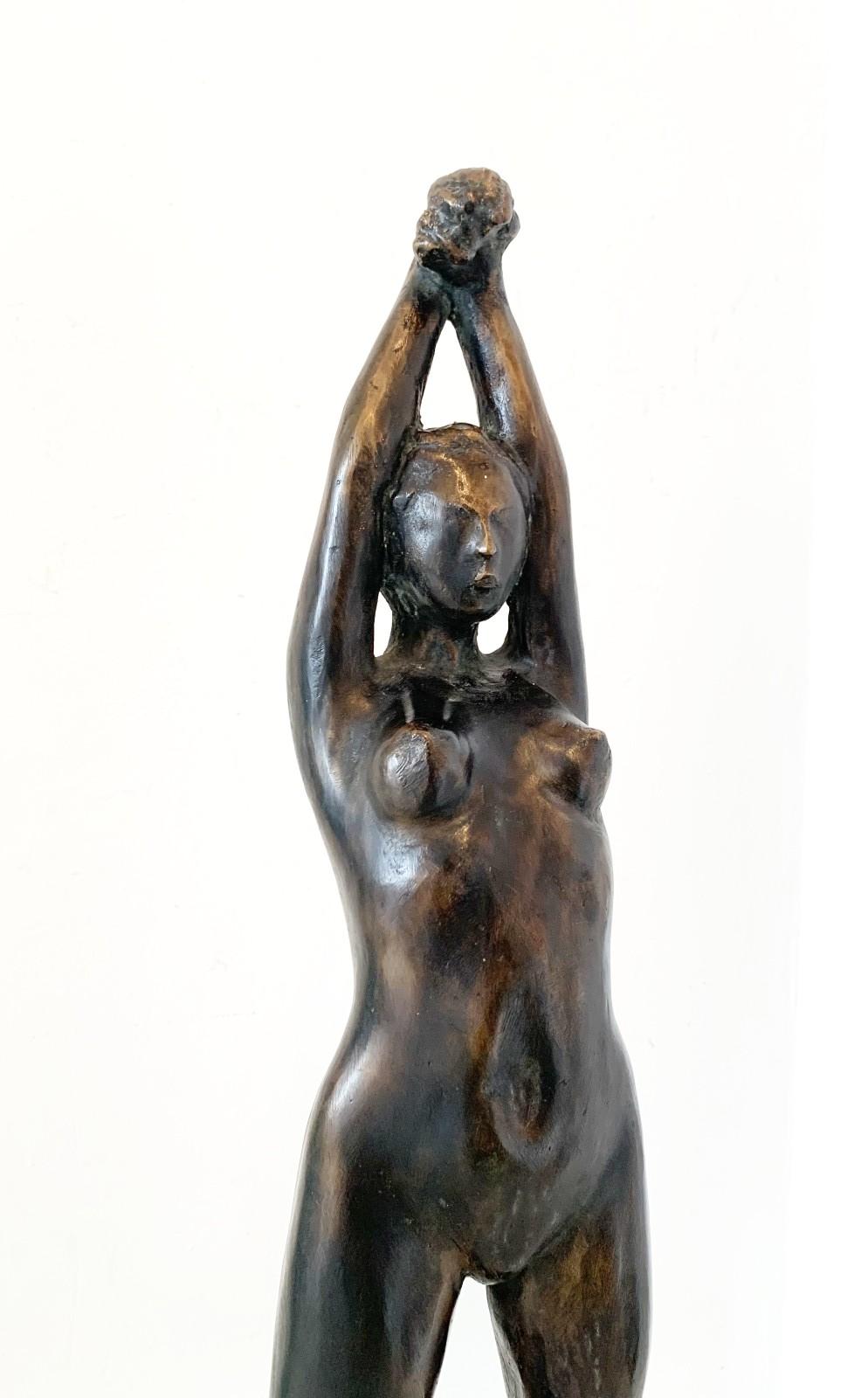 Frau - XXI Jahrhundert, Contemporary Bronze Figurative Skulptur, Weiblicher Akt (Zeitgenössisch), Sculpture, von Ryszard Piotrowski