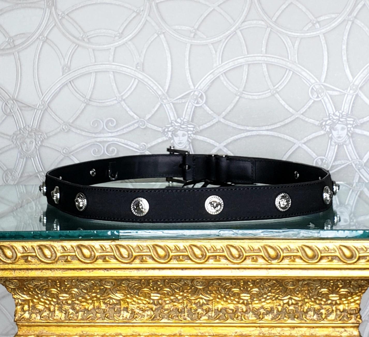 Women's or Men's S/14 L#2 VERSACE BLACK LEATHER/RUBBER BELT w/SILVER MEDUSA GREEK KEY STUDS 80/32 For Sale