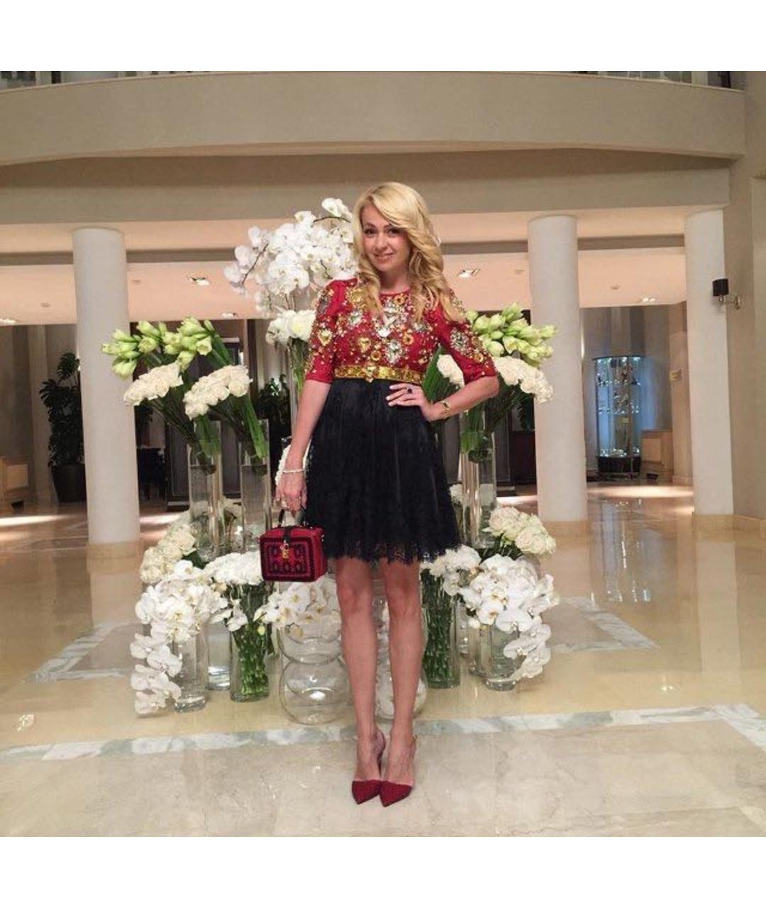 De las mujeres S/2015 L#2 Vestido de encaje Dolce & Gabbana de Celebrity Closet Talla EU 40 en venta