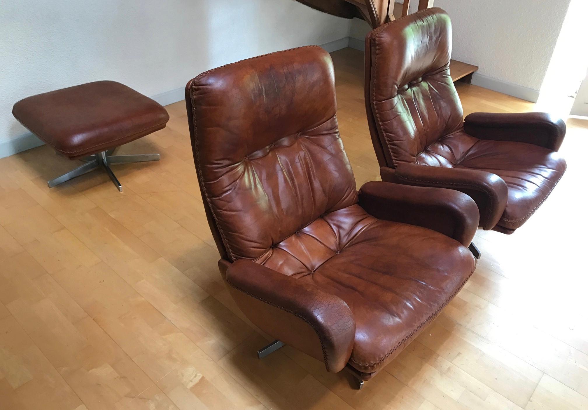 Mid-20th Century S 231 James Bond Swivel Pair of Armchair and Ottoman from De Sede, 1960s