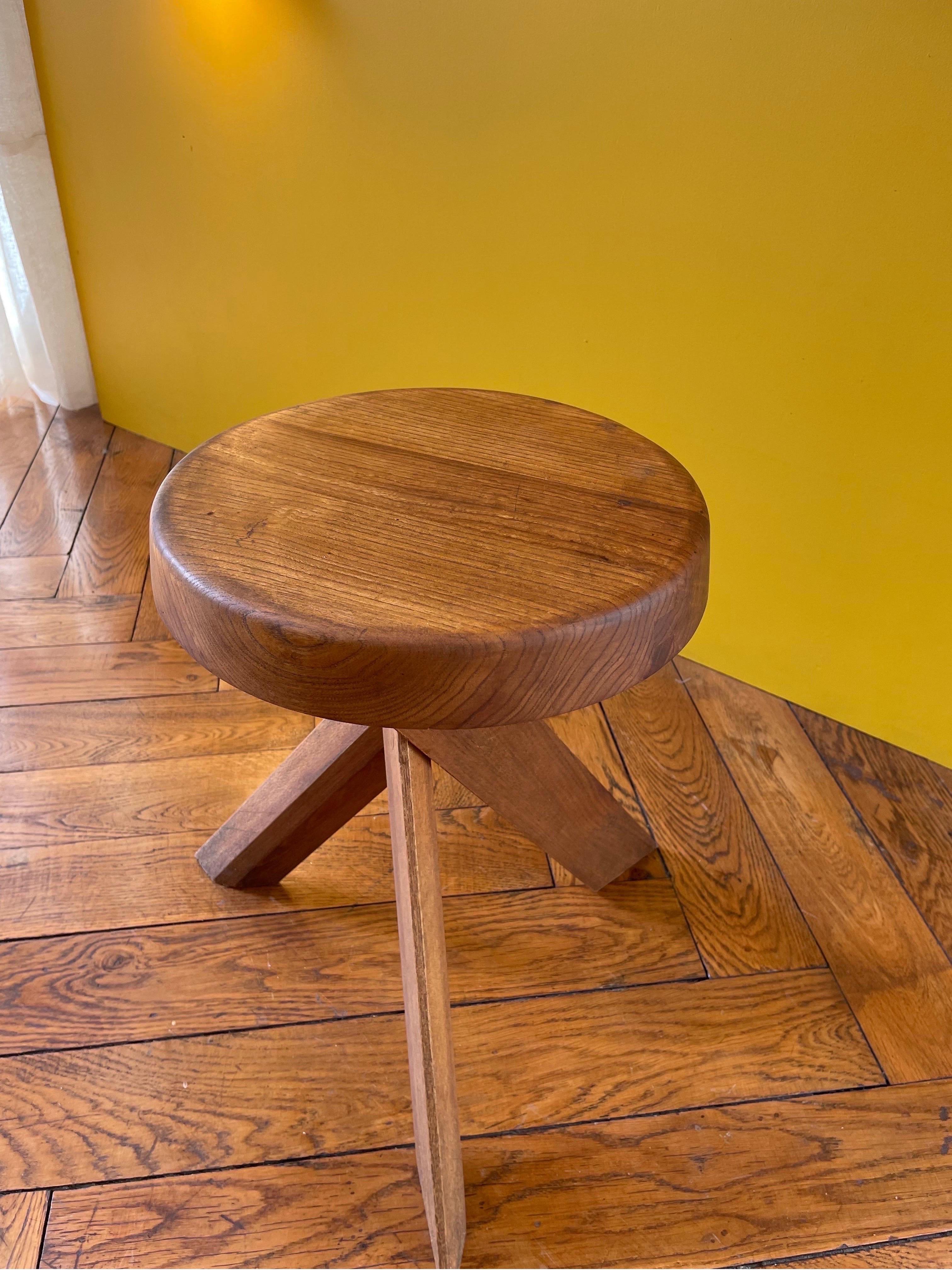 S 31 a Stool by Pierre Chapo from 1978 in French Elm In Good Condition In Lyon, FR