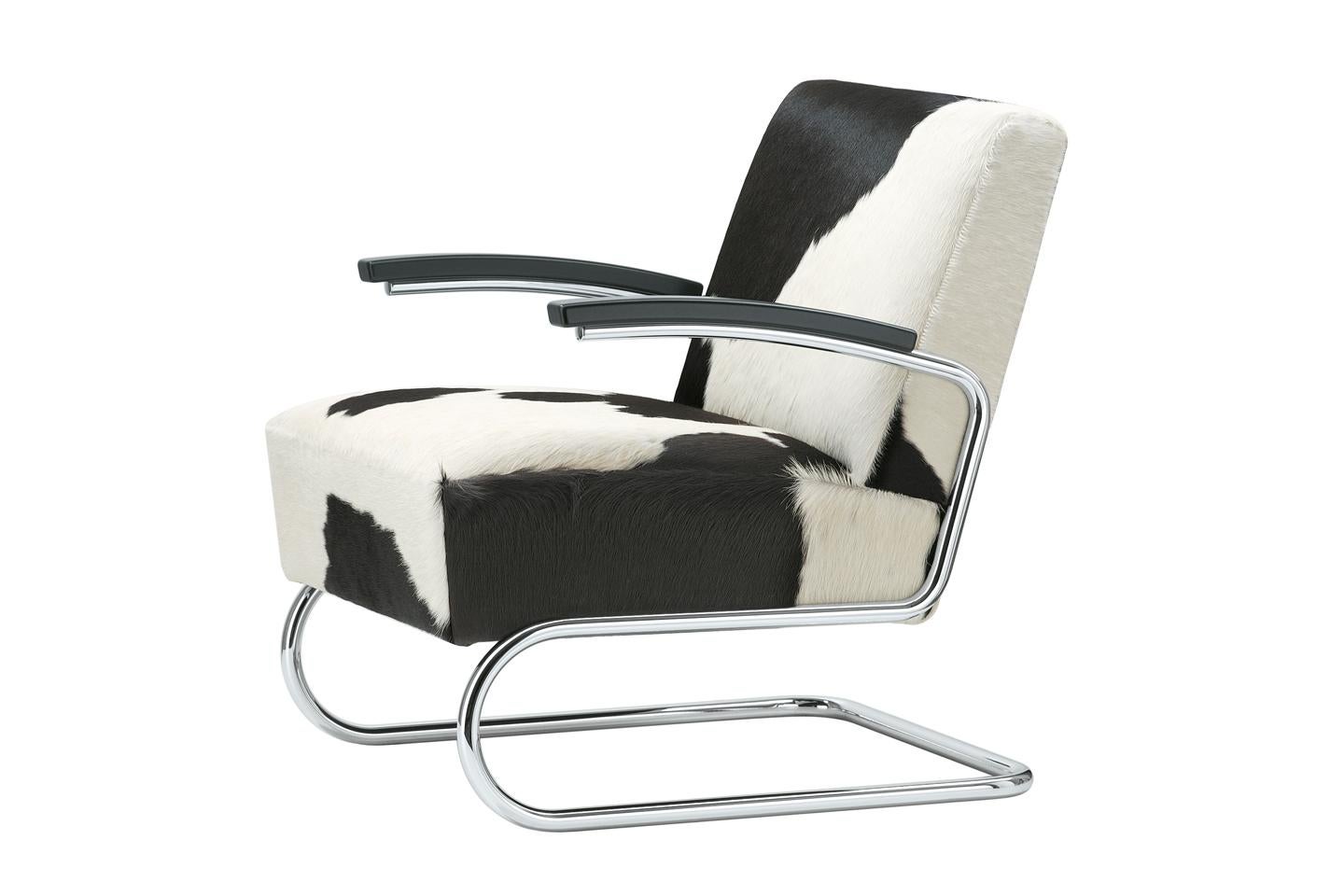 S 411 Leather Cantilever Lounge Chair In New Condition For Sale In New York, NY
