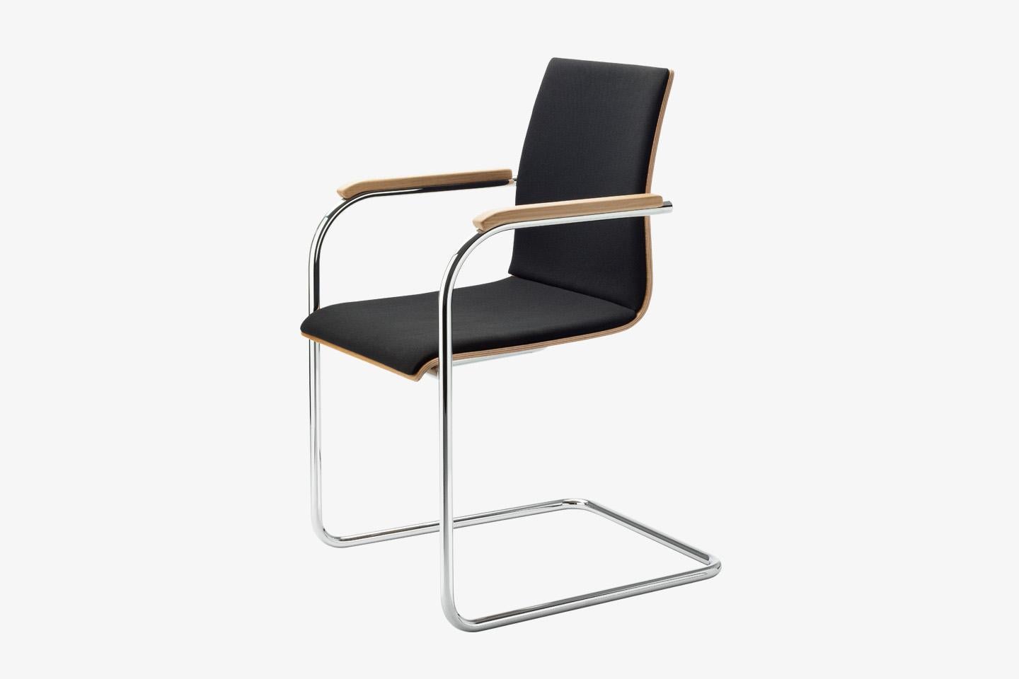 S 53 SPF Cantilever Armchair For Sale 6