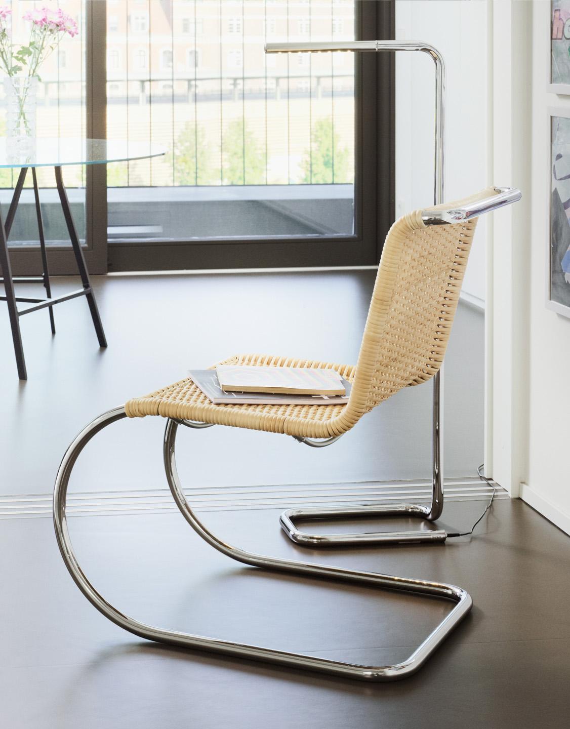 Freitragender Mesh-Stuhl S 533 All Seasons, entworfen von Ludwig Mies van der Rohe (Deutsch) im Angebot