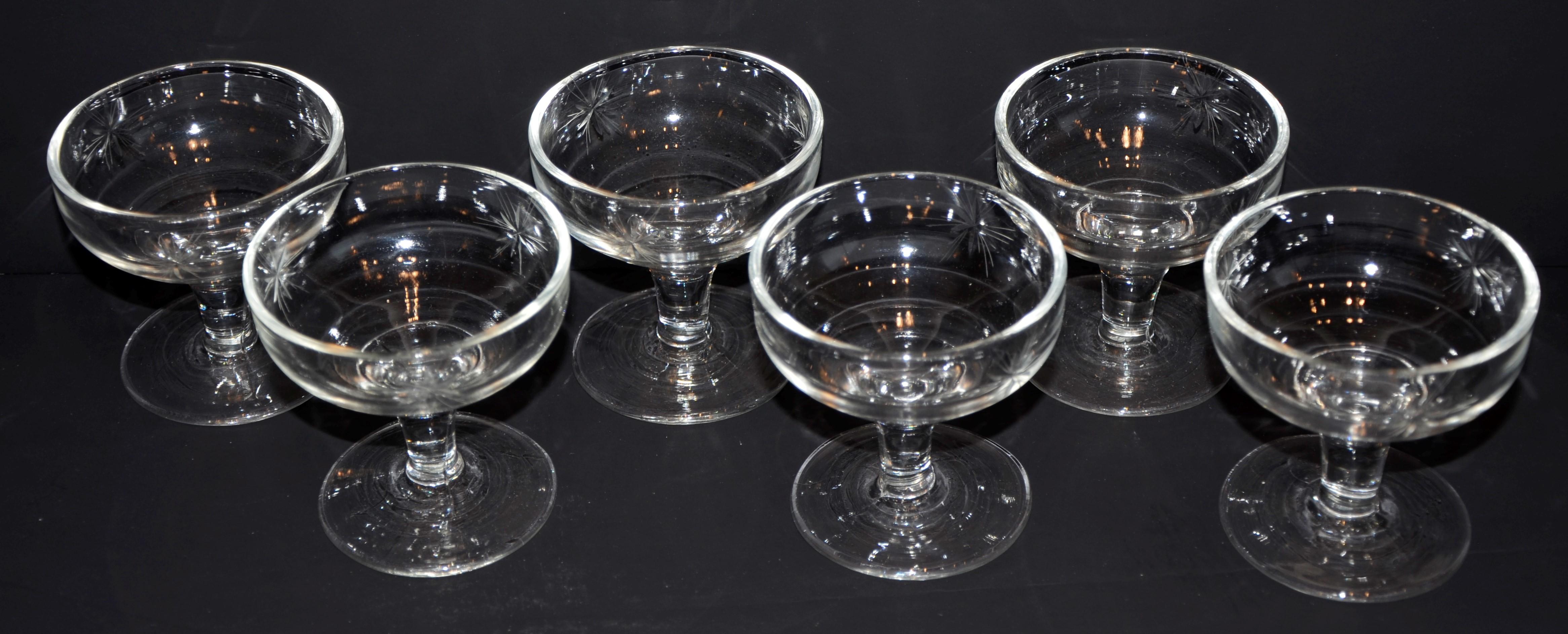 Set of 6 Starburst Etched Glass Champagne Coupe Glasses In Good Condition For Sale In Houston, TX