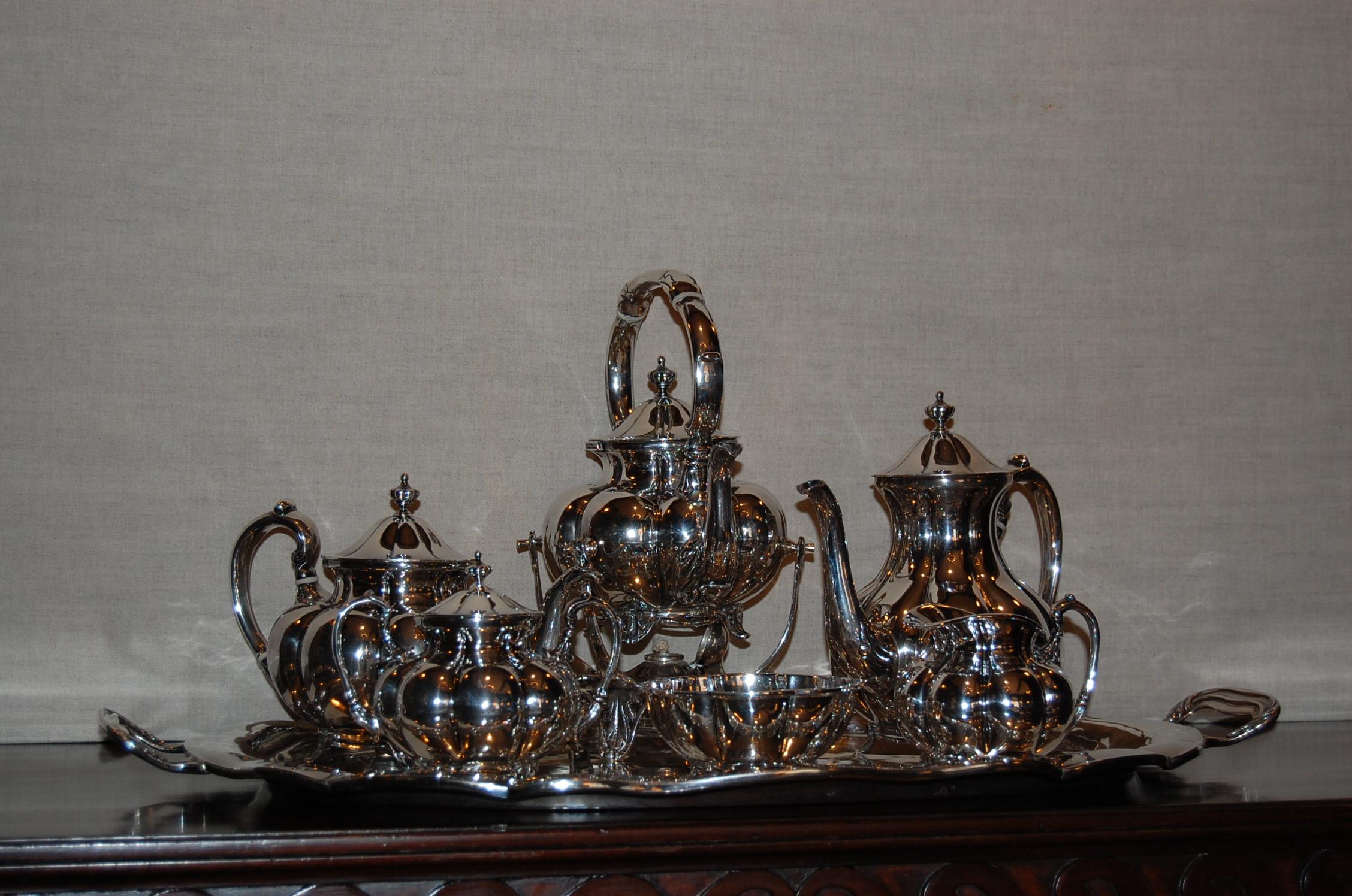 Mid-Century Modern S. de la Serna Sterling Silver Tea Set, 6 Pcs and Tray, circa 1950s
