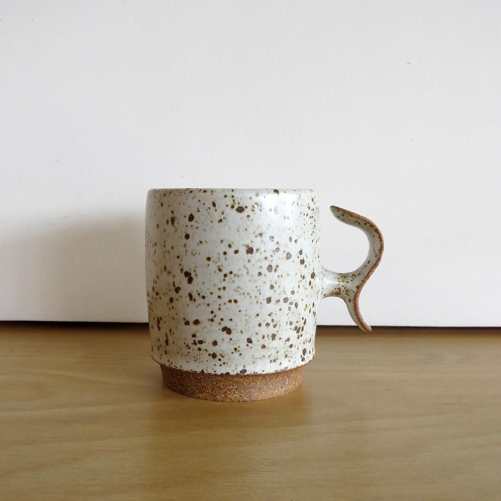Américain Tasses à poignée en S de Jed Farlow en vente