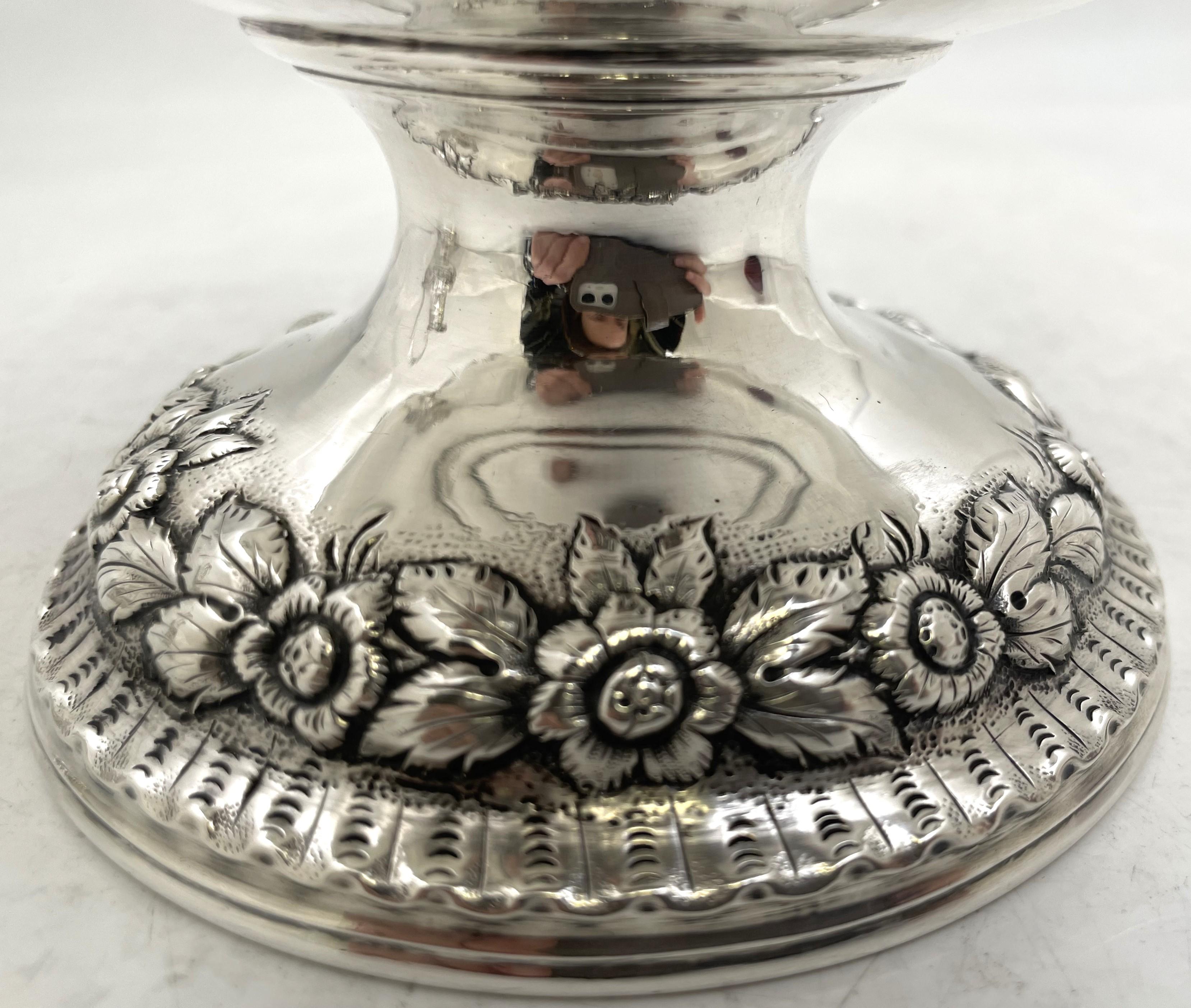 S. Kirk & Son - Ciotola con piede in argento sterling con paesaggio repousse del 1846-61 in vendita 1