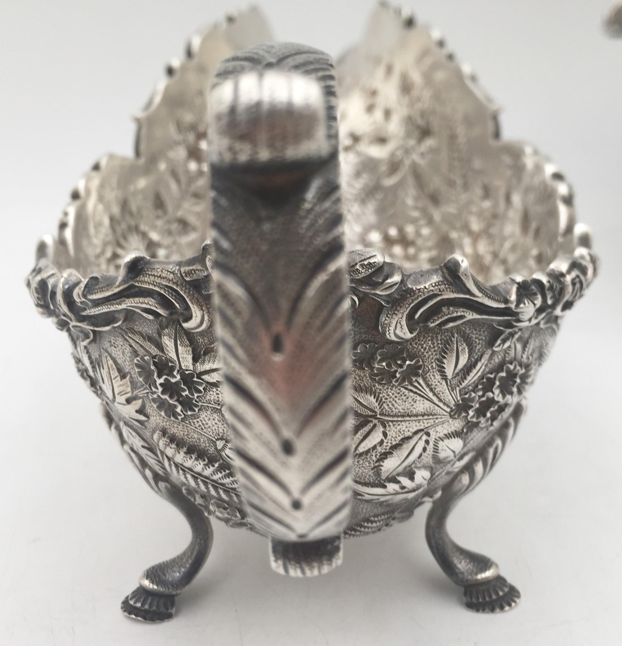 S. Kirk & Son Sterling Silver Set of 2 Sauce Boats in Repousse Pattern For Sale 3