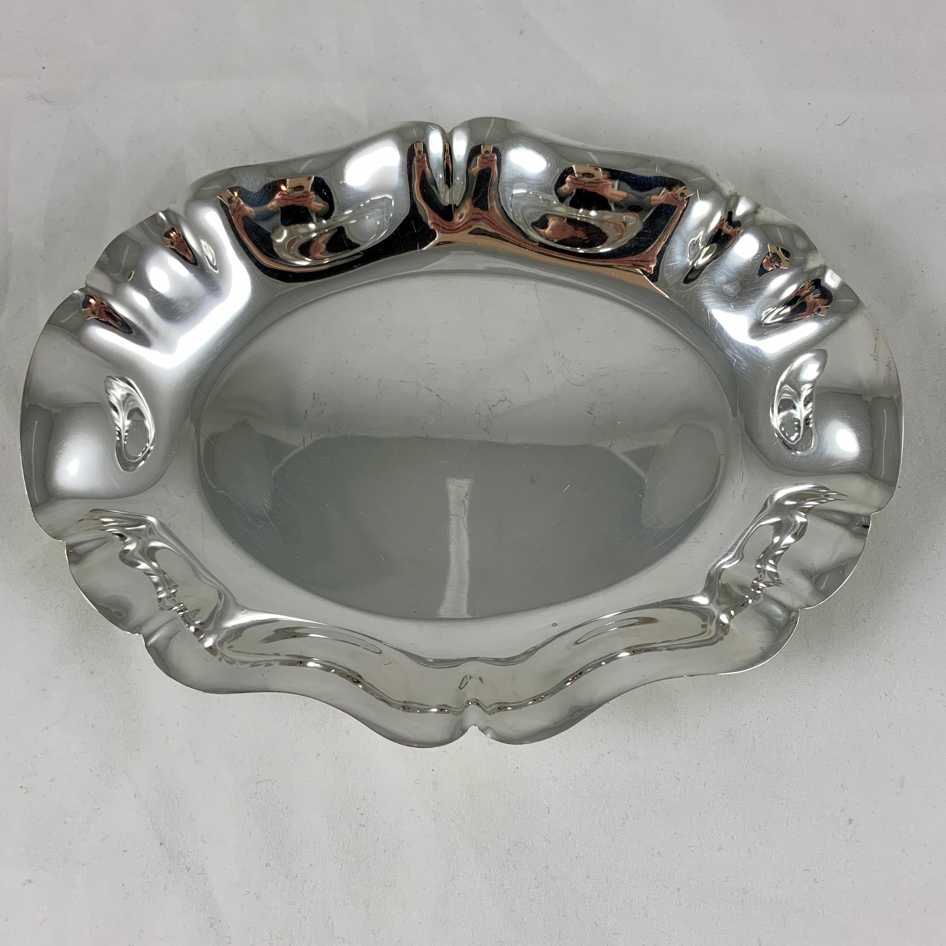 Metalwork S. Kirk & Son Sterling Silver Ruffled Rim Oval Celery Relish Tray, circa 1940s For Sale