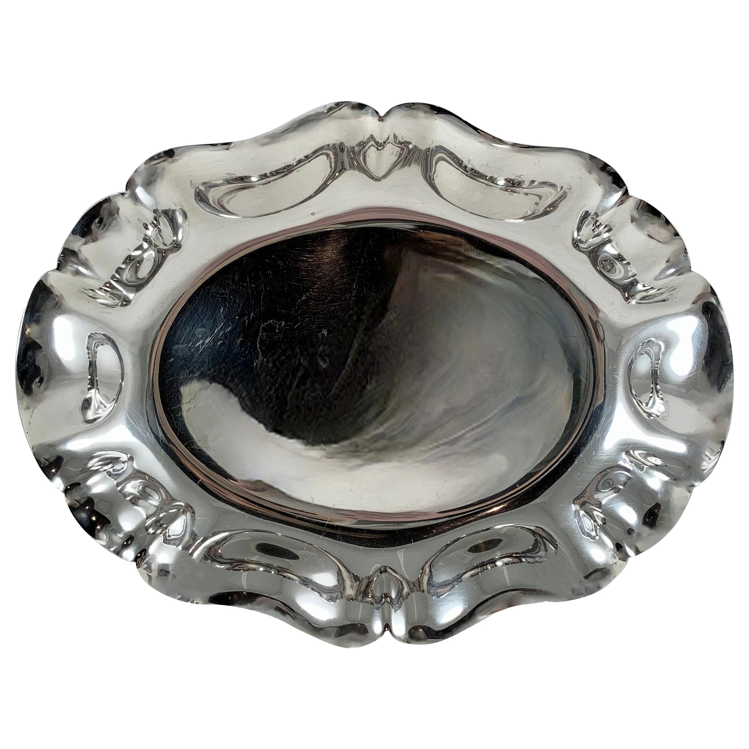 S. Kirk & Son Sterling Silver Ruffled Rim Oval Celery Relish Tray, circa 1940s