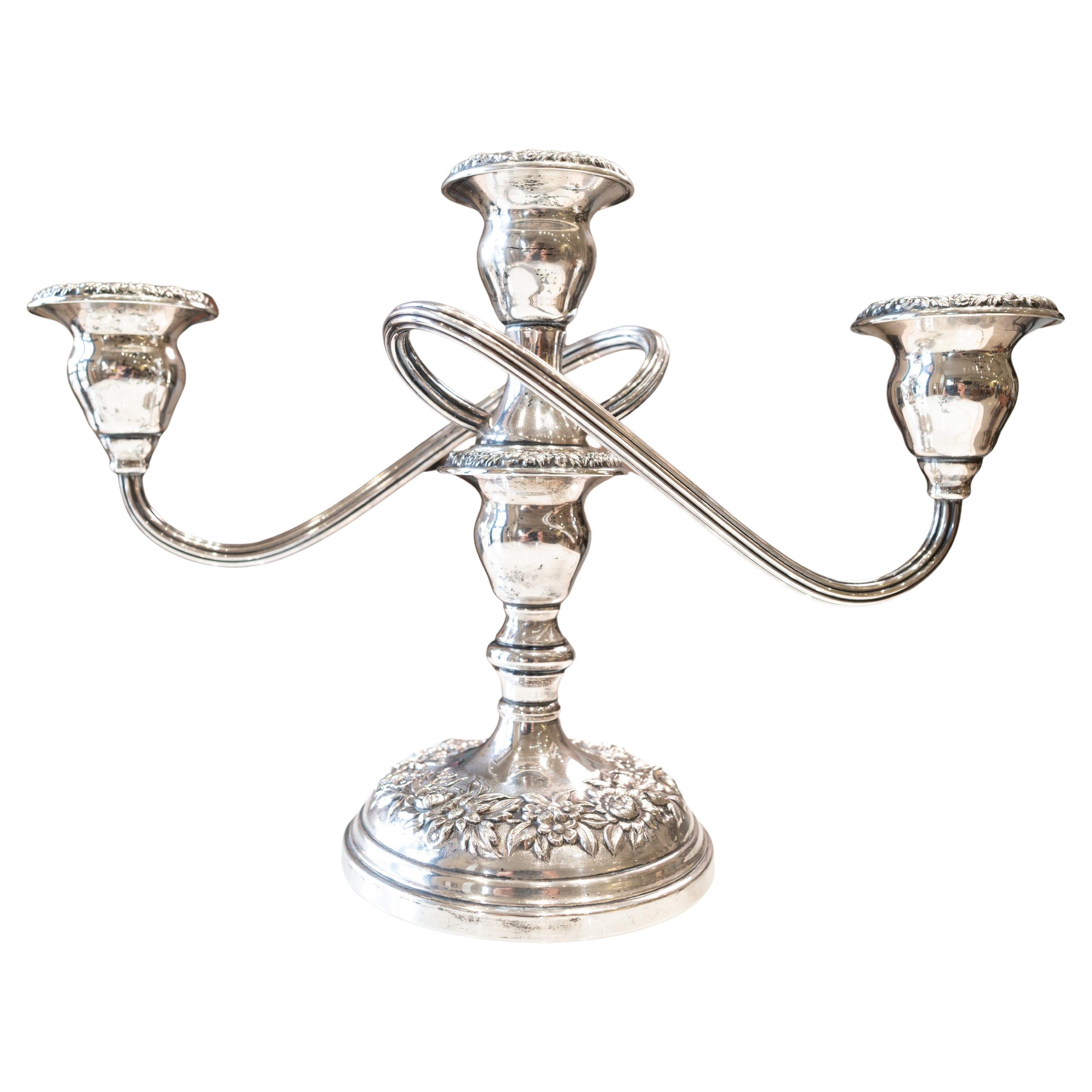 S. Kirk & Sons Coppia di candelabri a 3 luci A. Silver