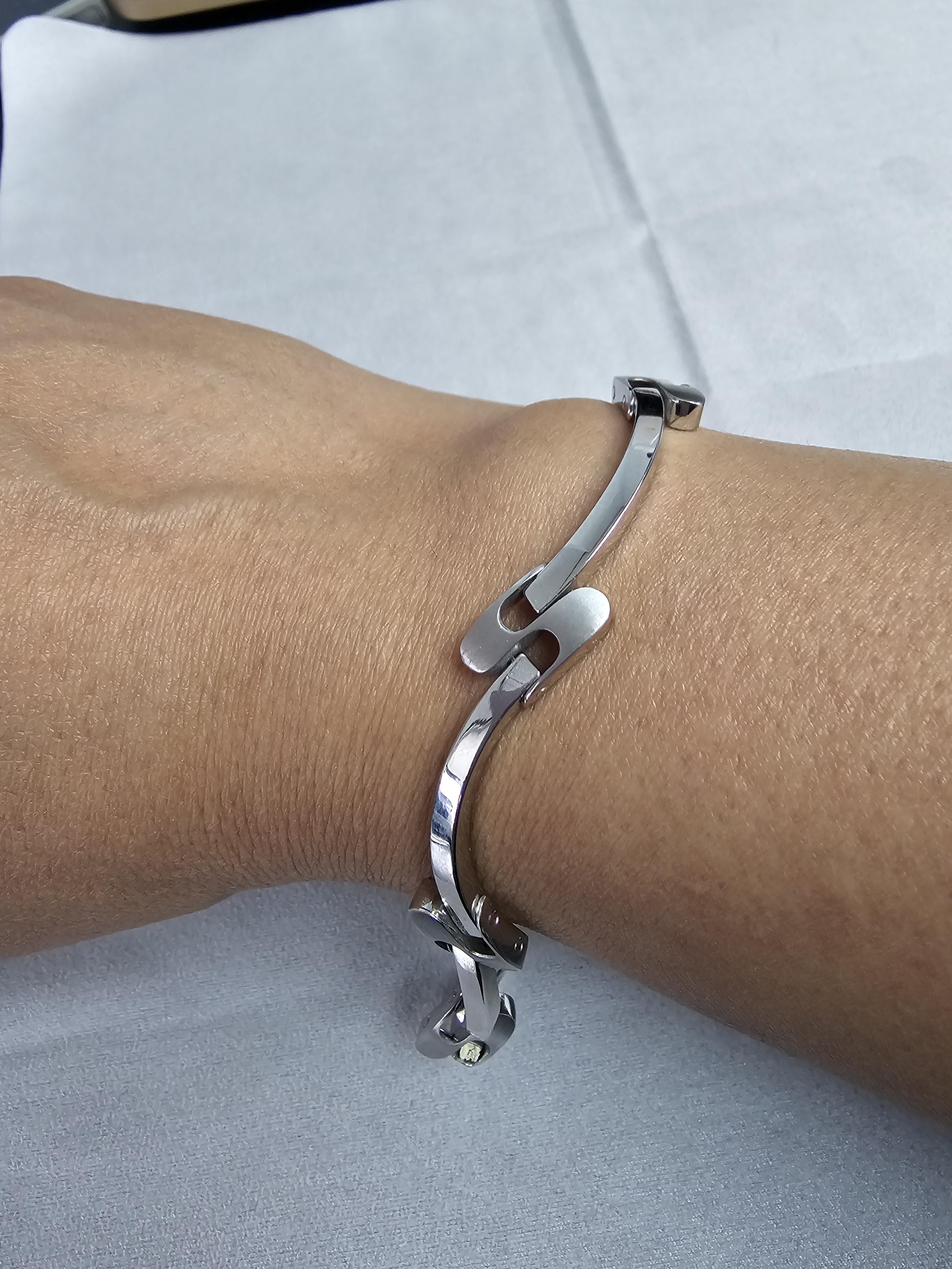 ♥ Product Summary ♥

Details: Polished & Brushed Satin 'S' Link Bracelet
Metal: 14k White Gold
Weight: 13 grams
Width: 8.35mm
Length: 7 inches

Bracelet is solid 14k Gold, not filled or plated