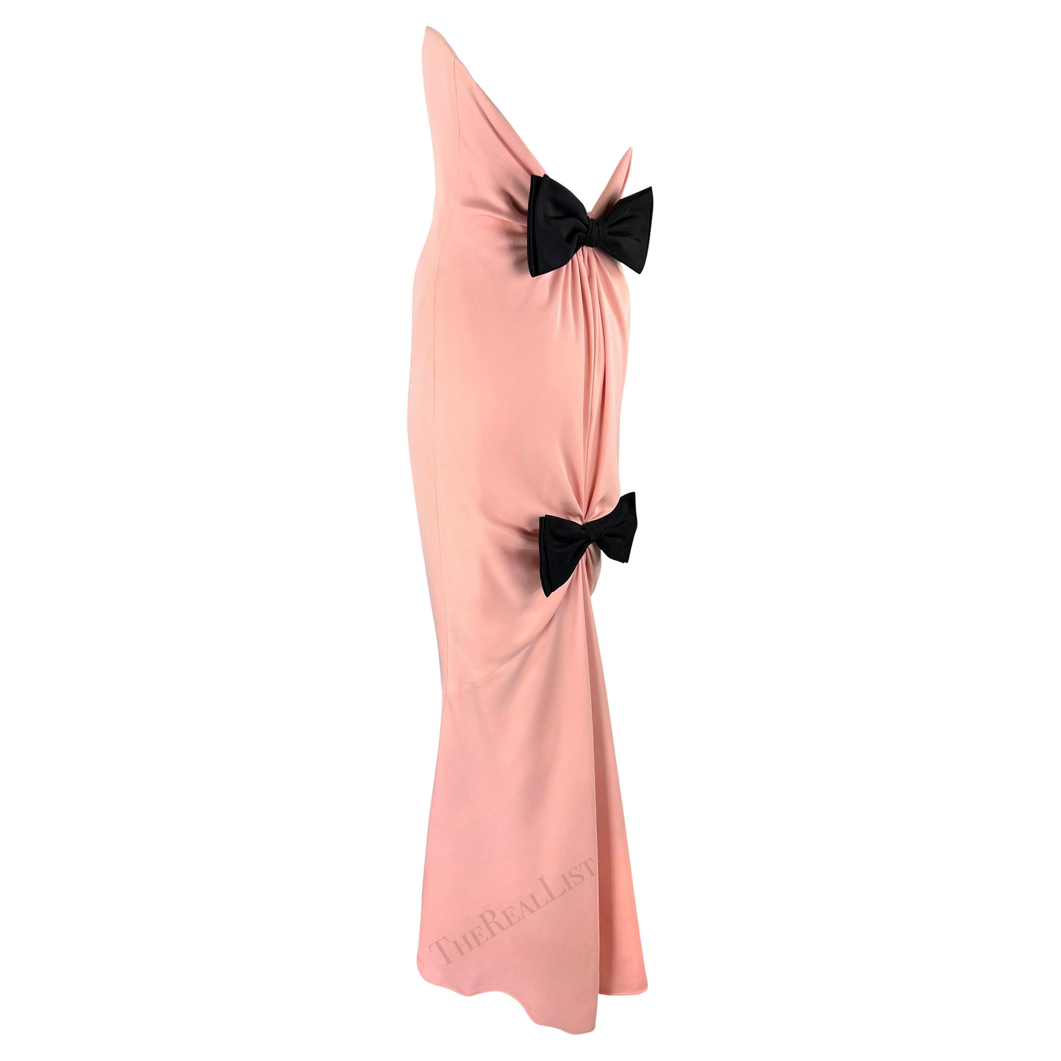 S/S 1985 Valentino Haute Couture Documented Pink Silk Chiffon Bow Strapless Gown For Sale 1
