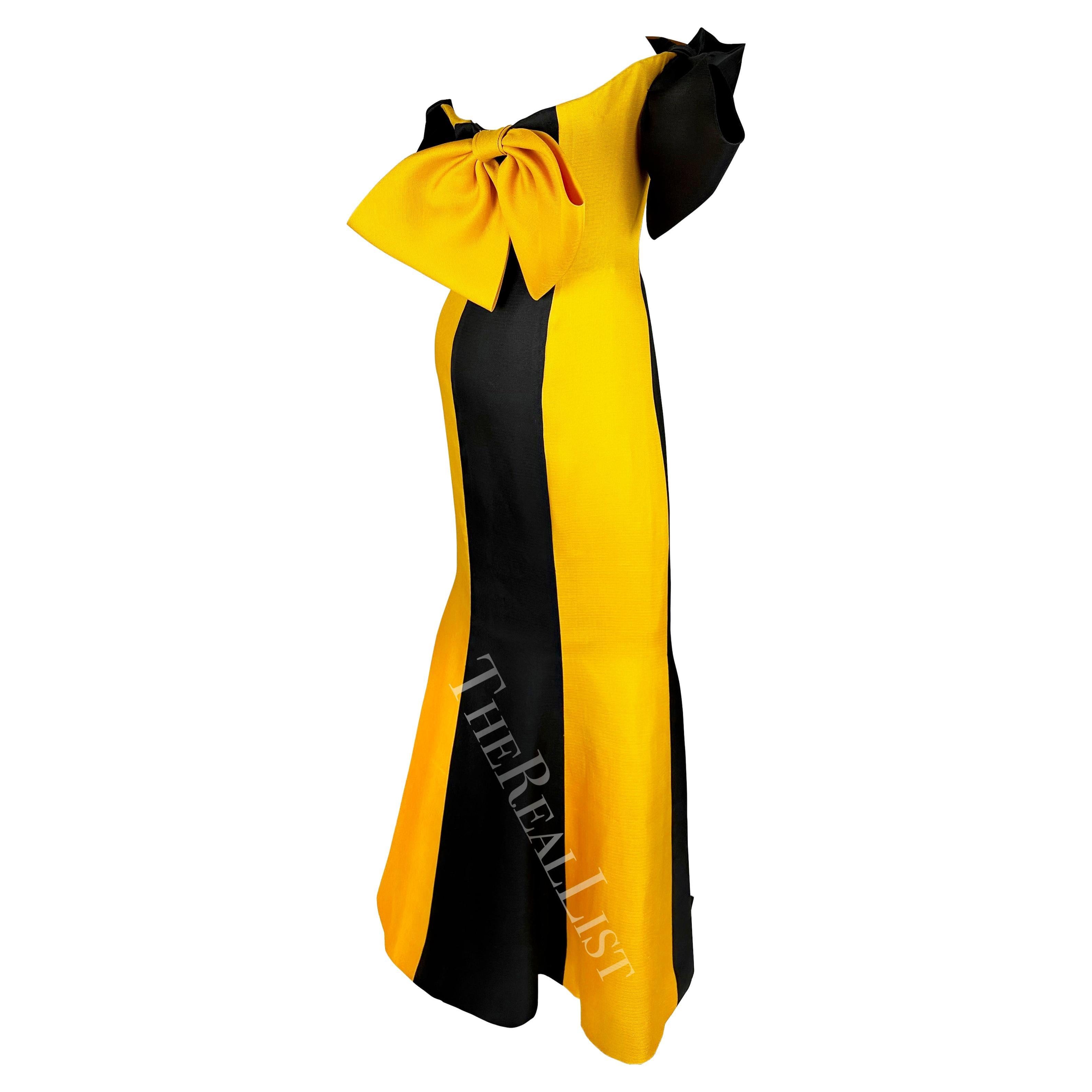 S/S 1987 Givenchy Haute Couture Runway Yellow Black Bow Trumpet Flare Gown For Sale 6