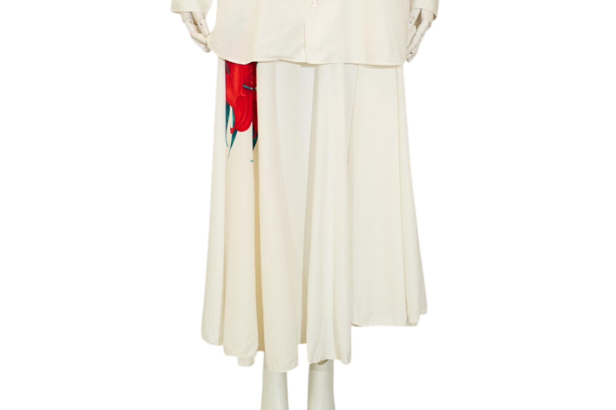 S/S 1987 Conjunto Camisa Falda Flor Roja Beige en venta