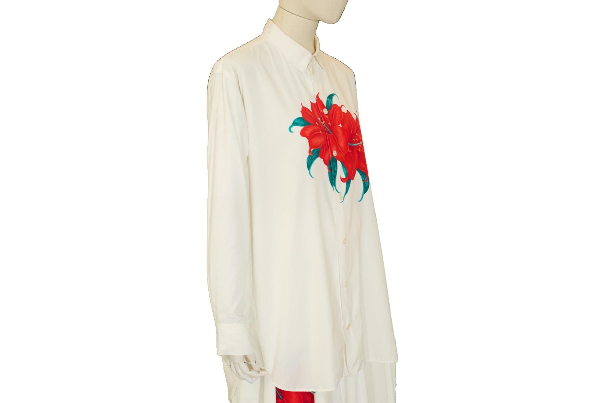 De las mujeres S/S 1987 Conjunto Camisa Falda Flor Roja en venta