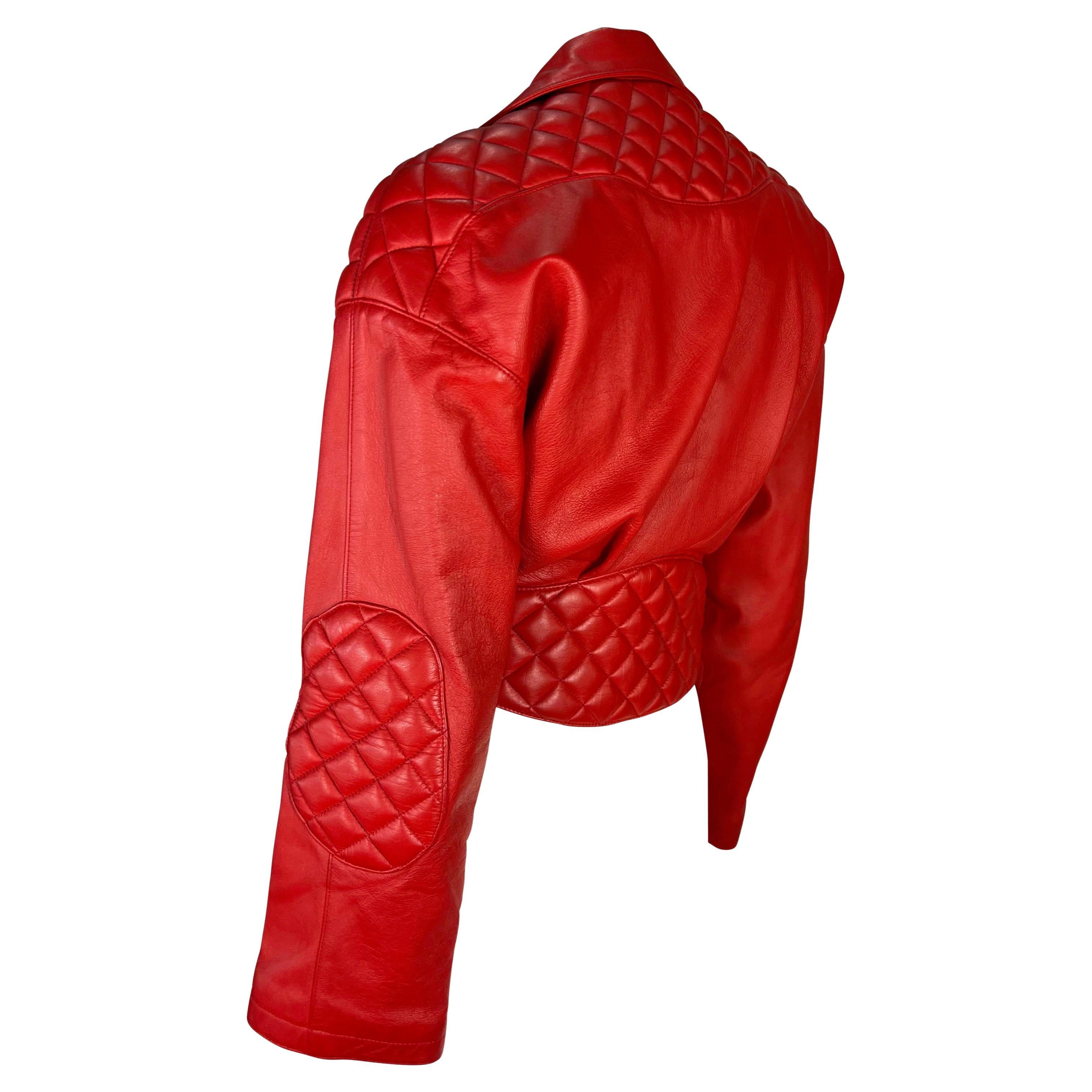 S/S 1990 Thierry Mugler Runway Quilted Red Quilted Leather Cropped Bolero Jacket In Good Condition For Sale In West Hollywood, CA