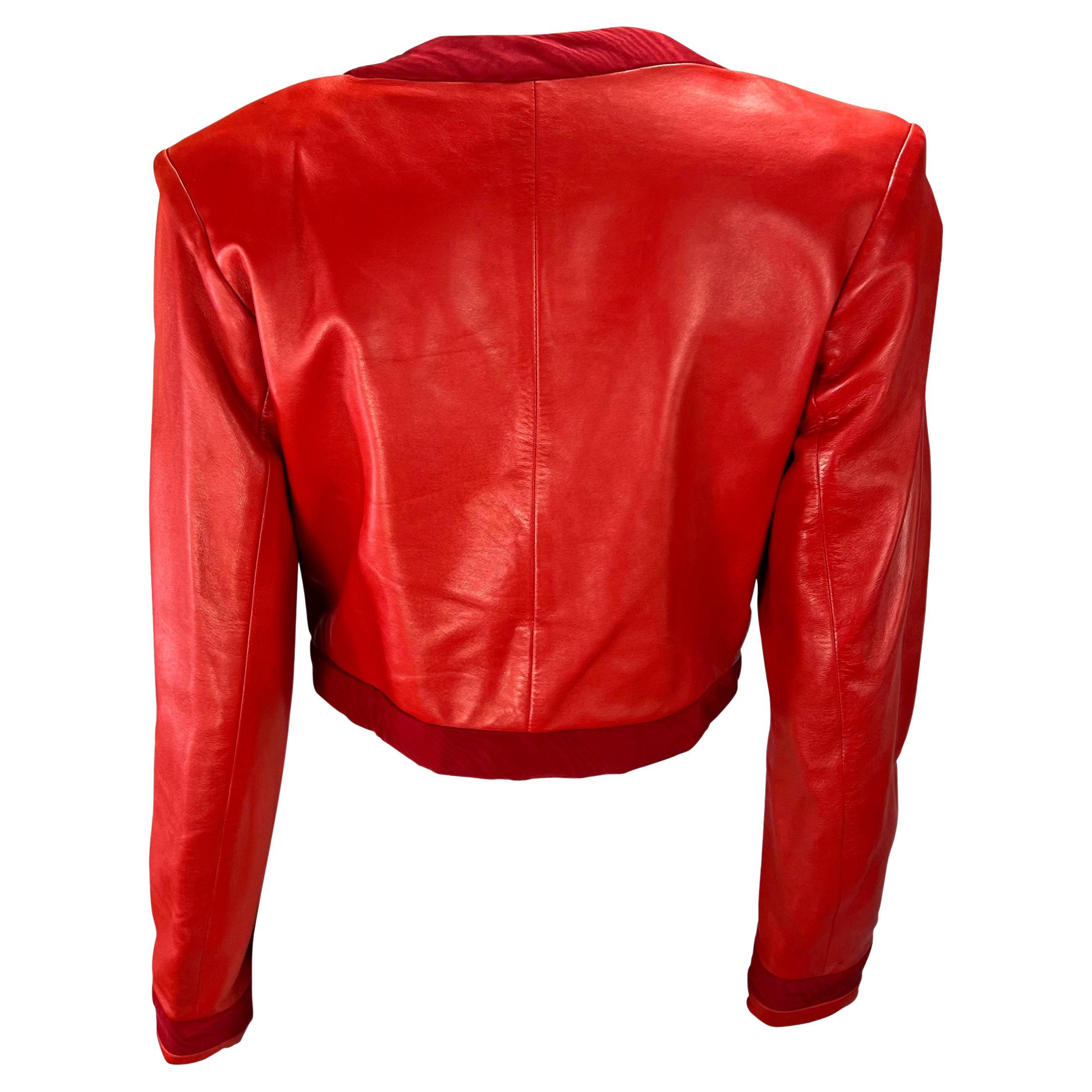 Veste boléro courte en cuir rouge Rive Gauche Yves Saint Laurent, P/E 1990 Bon état - En vente à West Hollywood, CA
