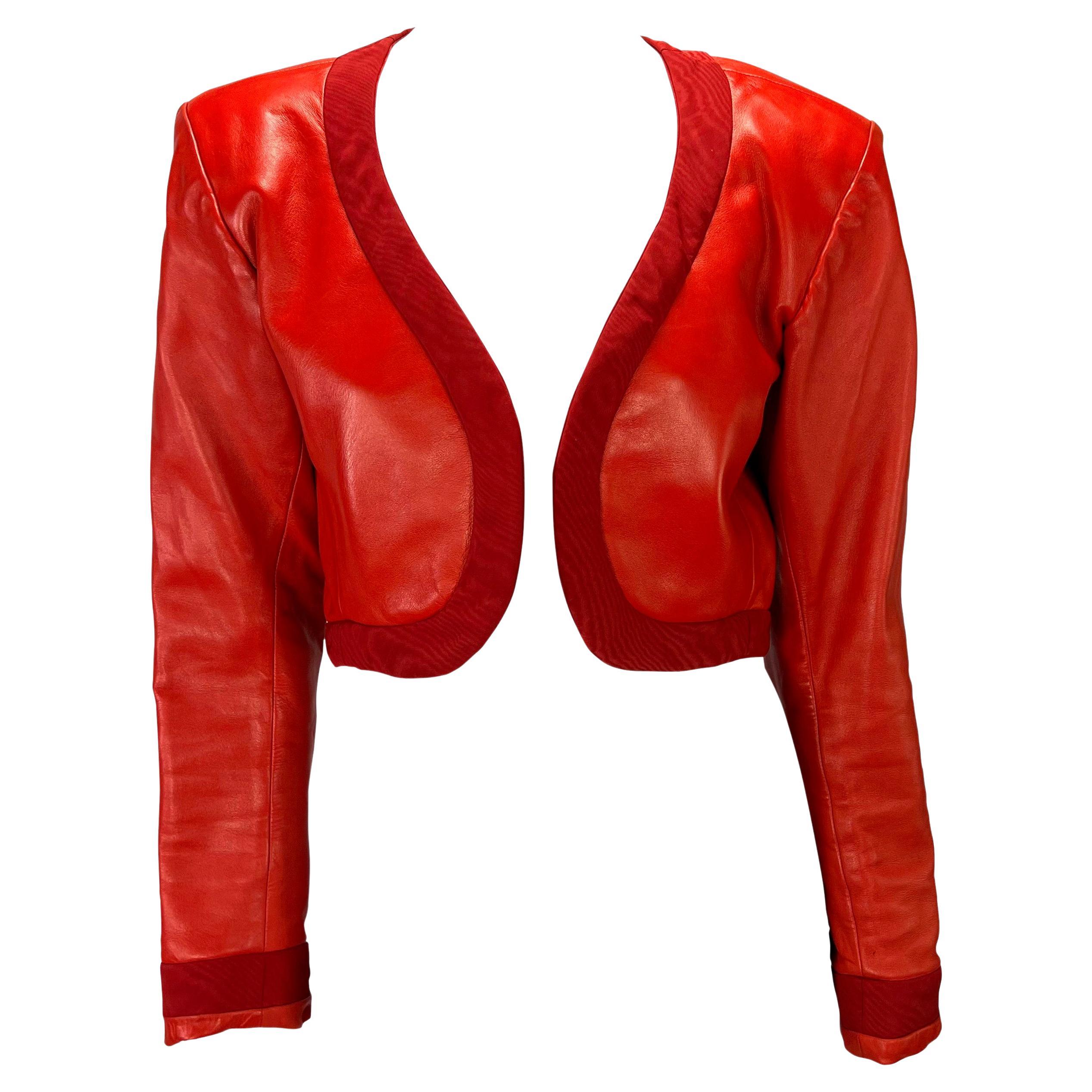 Veste boléro courte en cuir rouge Rive Gauche Yves Saint Laurent, P/E 1990 en vente