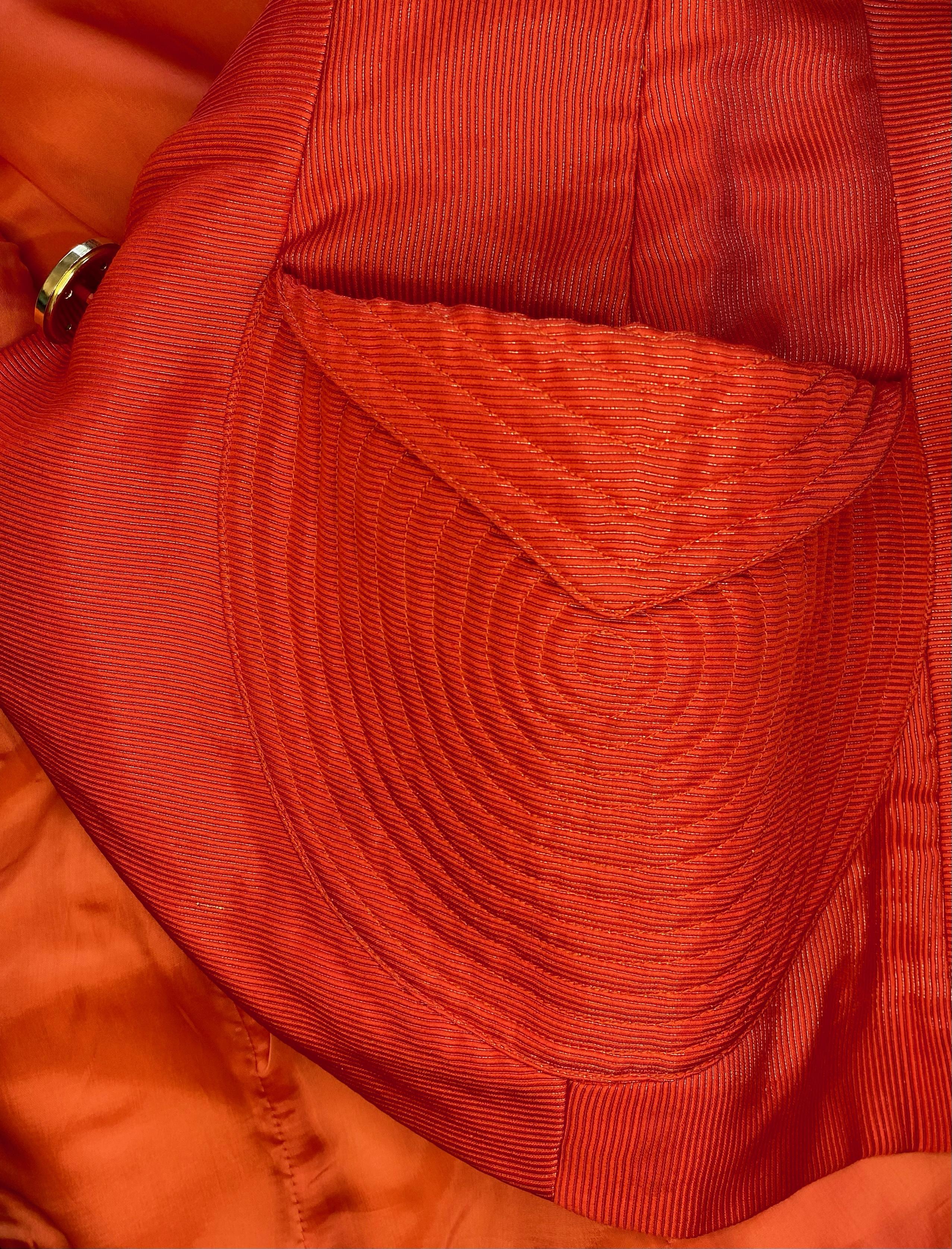 NEU F/S 1991 Gianni Versace Couture Orange Metallic Runway Rock Anzug, neu mit Etikett  im Angebot 1