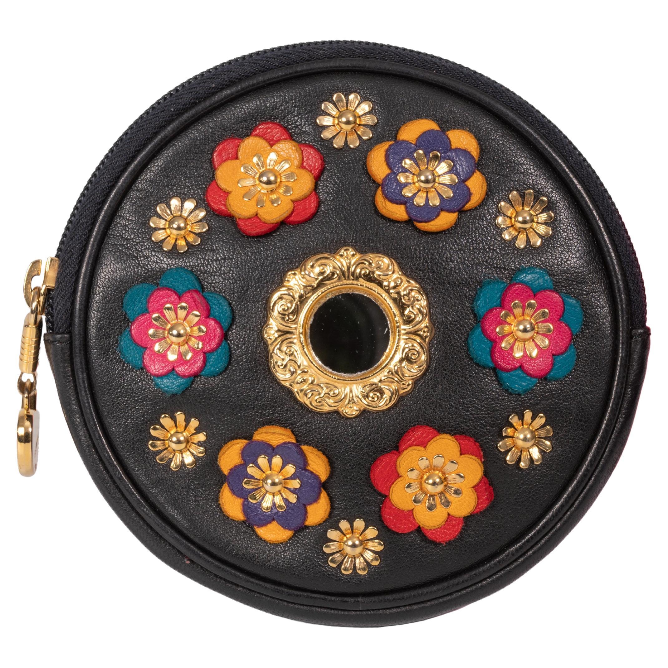 S/S 1991 MOSCHINO Redwall Documented Black Round Flower Appliquéd Leather Purse For Sale