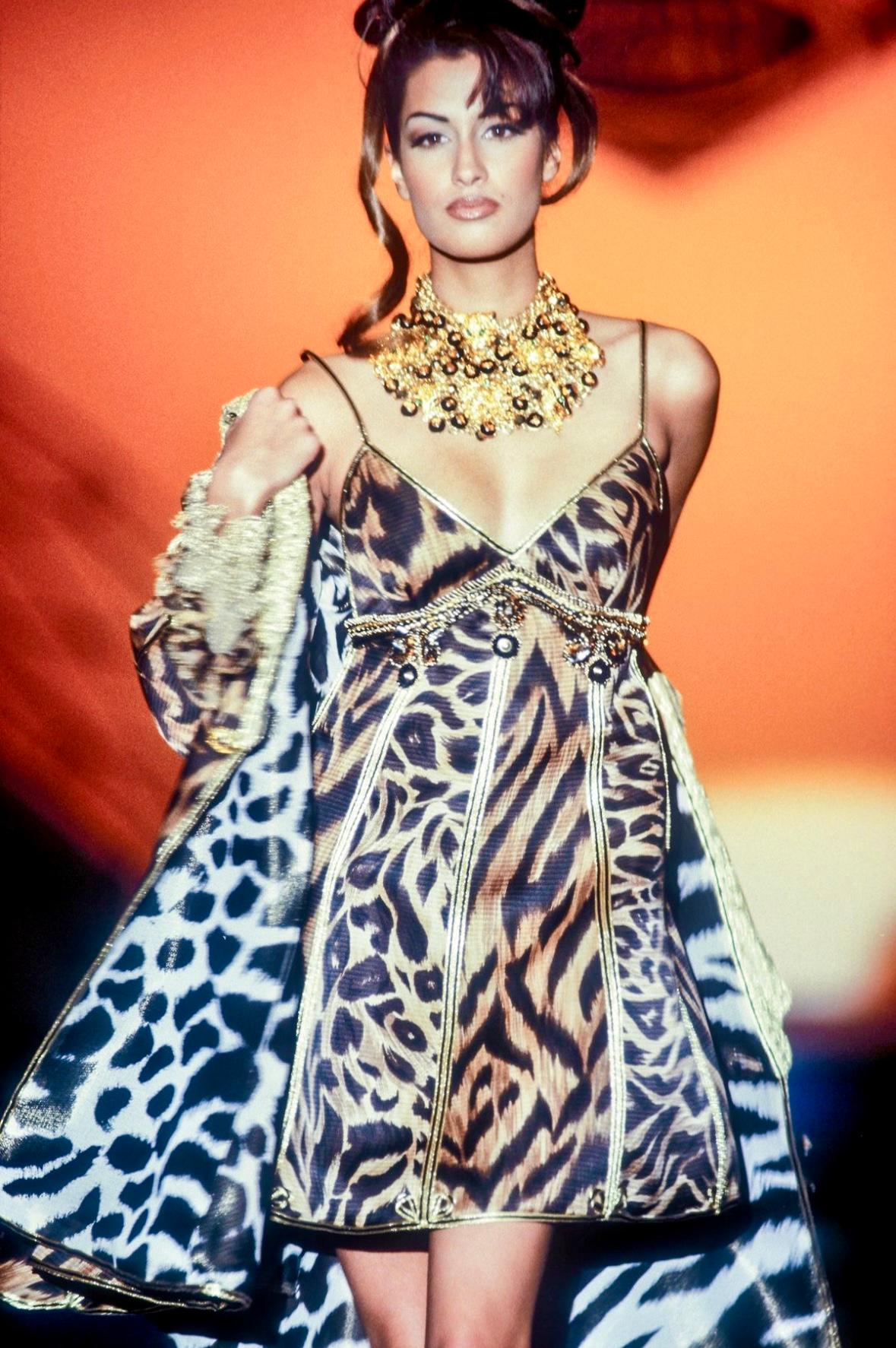 S/S 1992 Atelier Versace Haute Couture Runway Leopard Silk Gold Lace Coat Dress For Sale 3