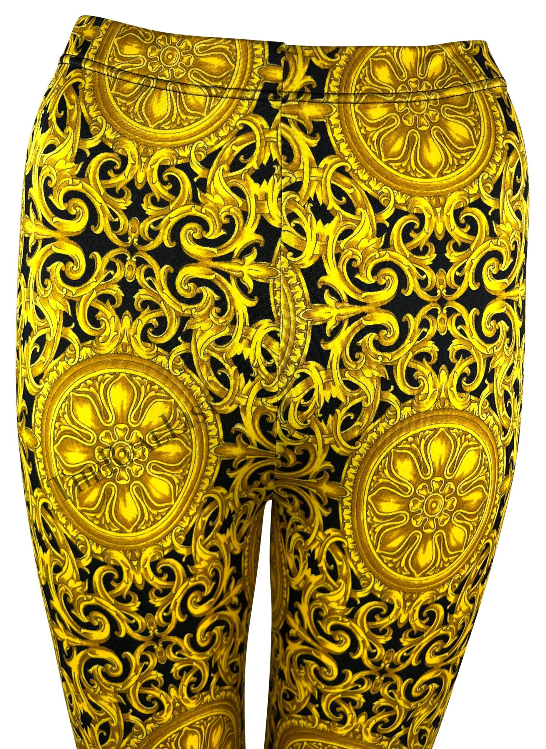 S/S 1992 Gianni Versace Baroque Tights à motif océanique Excellent état - En vente à West Hollywood, CA