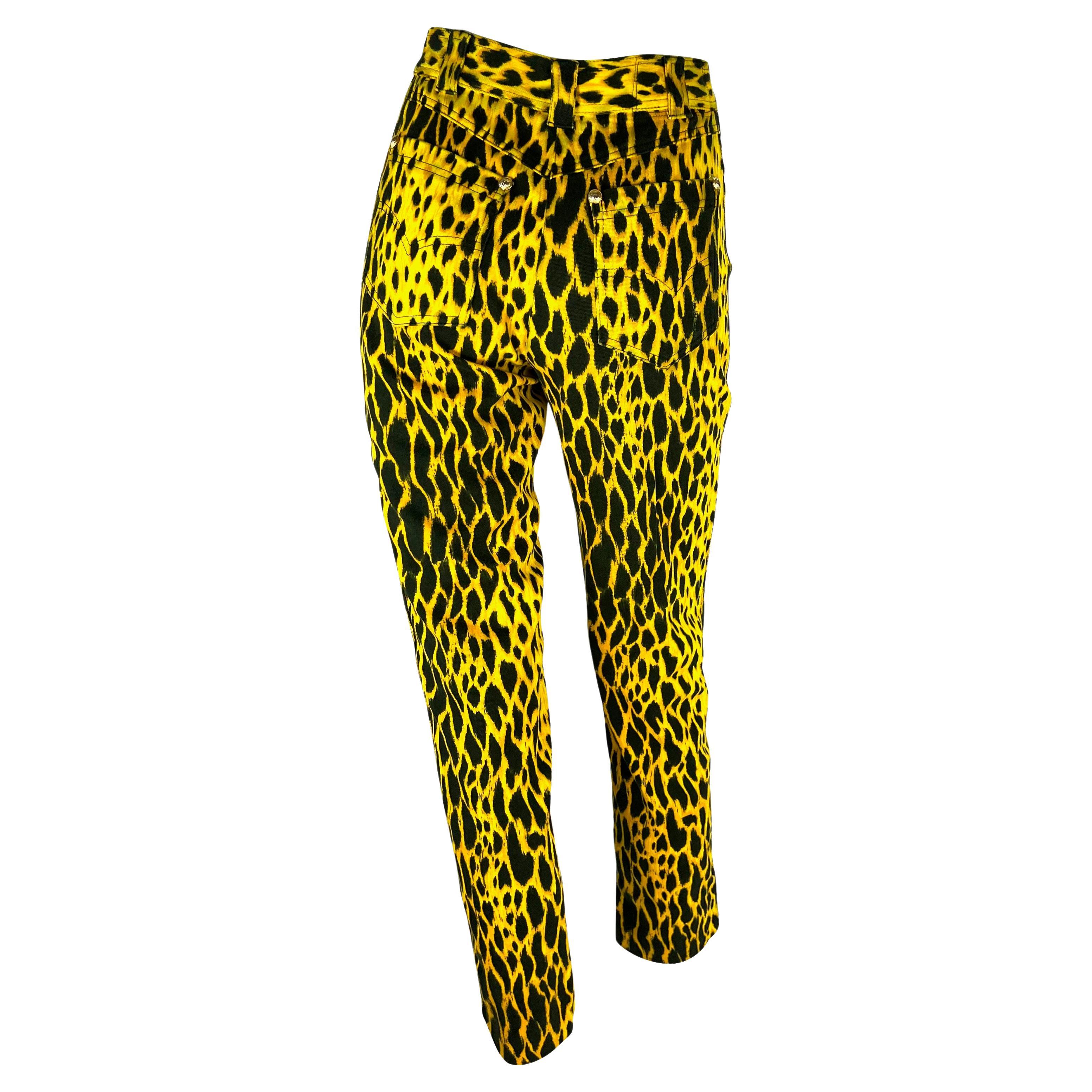 Women's S/S 1992 Gianni Versace Runway Cheetah Print Yellow Black Cotton Stretch Jeans For Sale