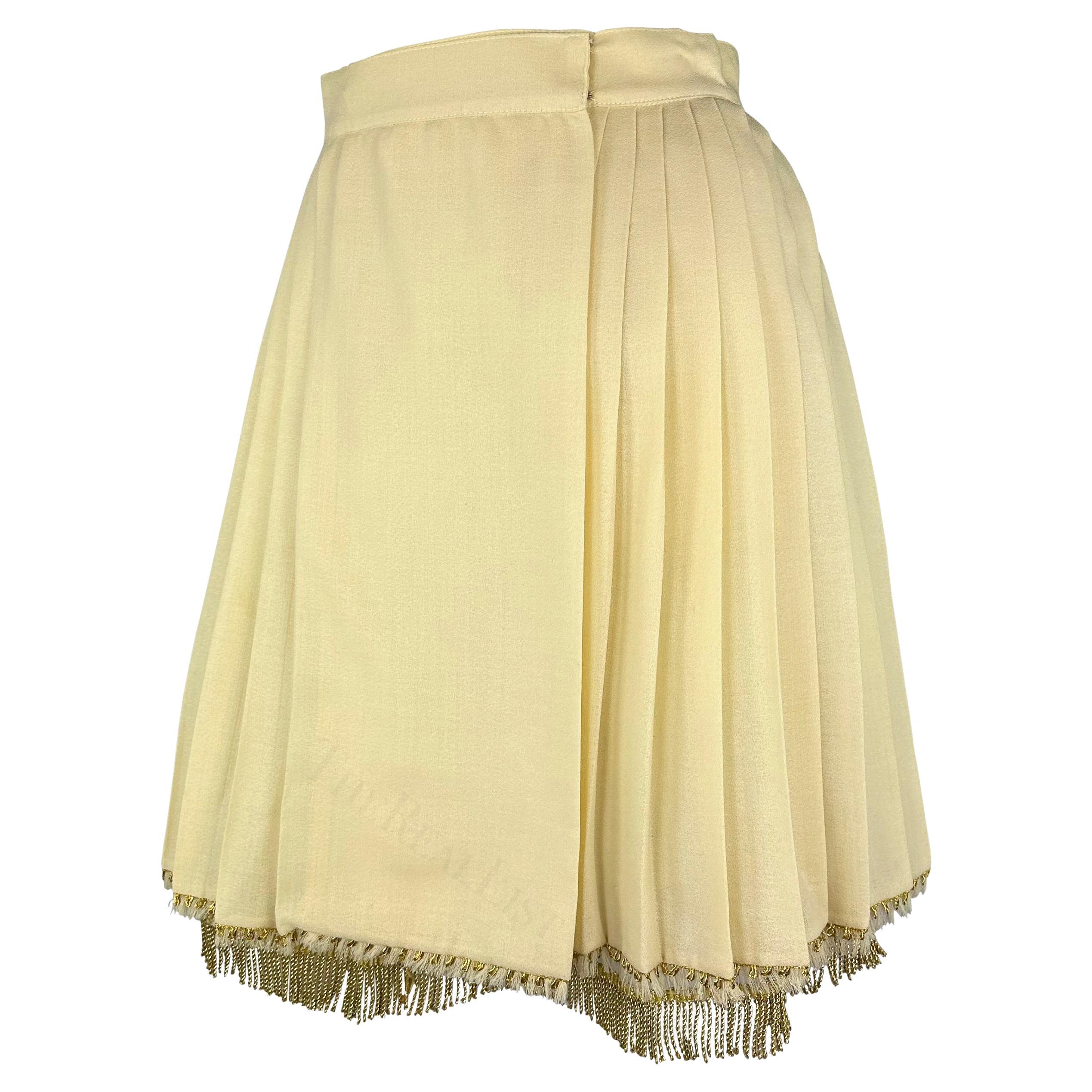 S/S 1992 - Gianni Versace Couture - Ensemble jupe plissée à franges et crinoline blanc cassé Bon état - En vente à West Hollywood, CA