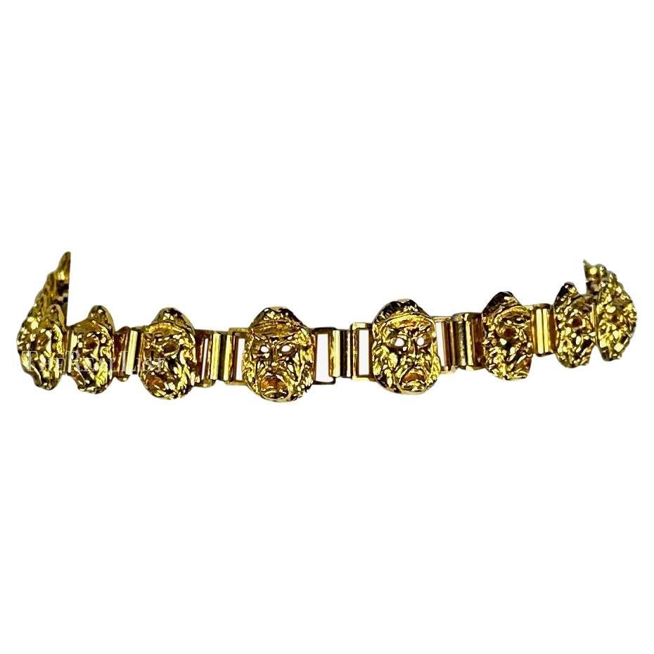 S/S 1992 Gianni Versace Chaîne de ceinture en or avec masque romain  en vente 7