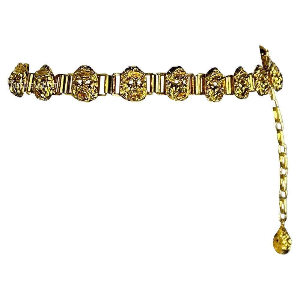 S/S 1992 Gianni Versace Chaîne de ceinture en or avec masque romain  en vente 8