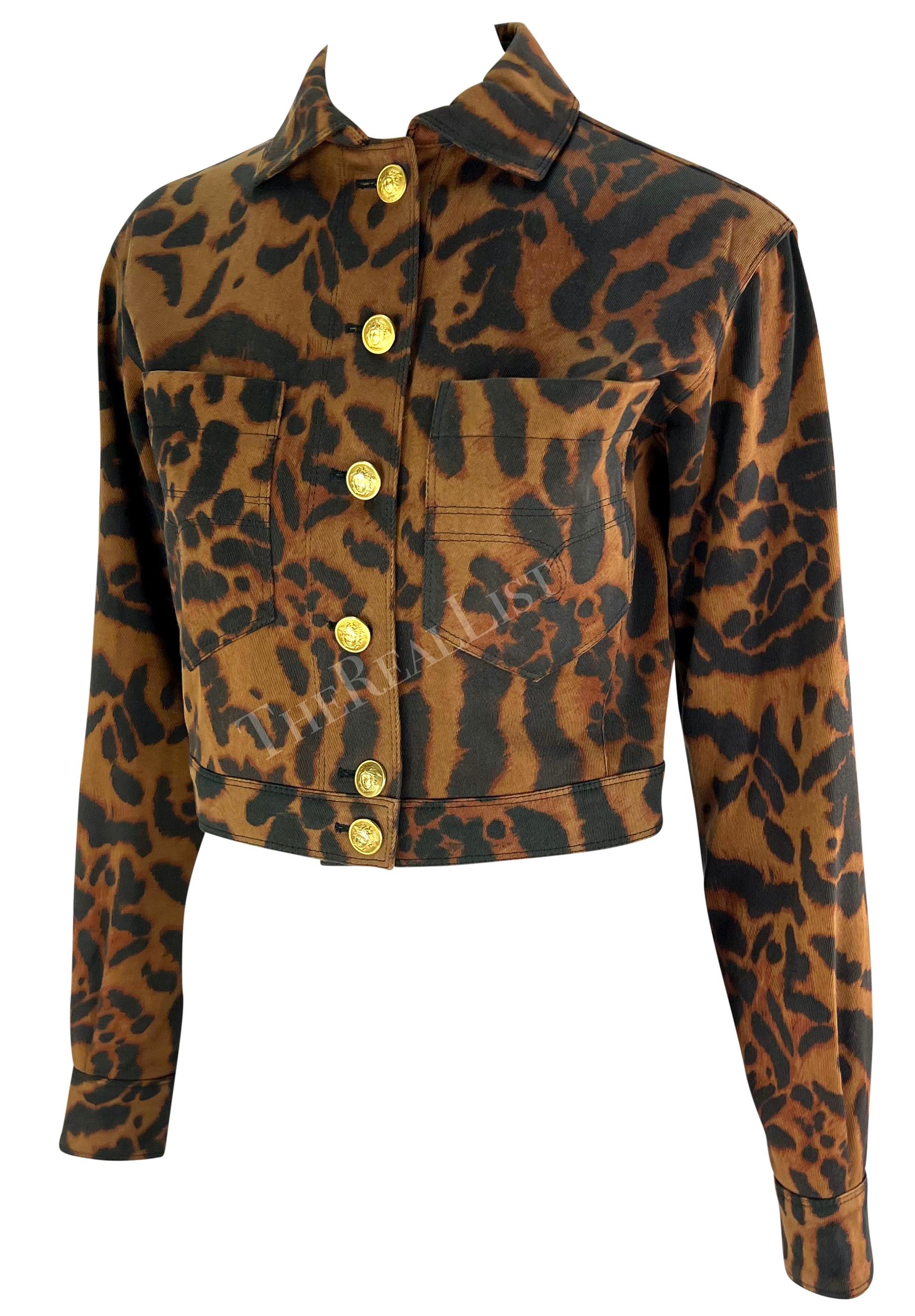 S/S 1992 Gianni Versace Runway Brown Cheetah Print Denim Medusa Cropped Jacket For Sale 2