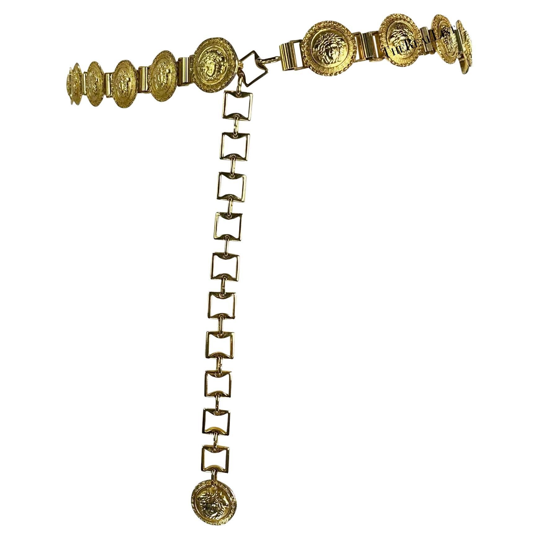 S/S 1992 Gianni Versace Runway Gold Tone Medusa Medallion Chain Belt For Sale 1