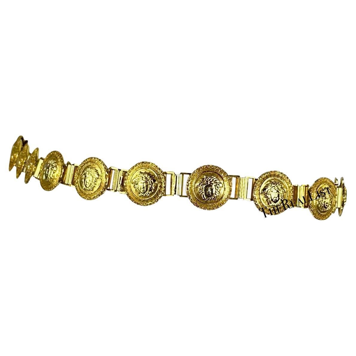 S/S 1992 Gianni Versace Runway Gold Tone Medusa Medallion Chain Belt en vente 3