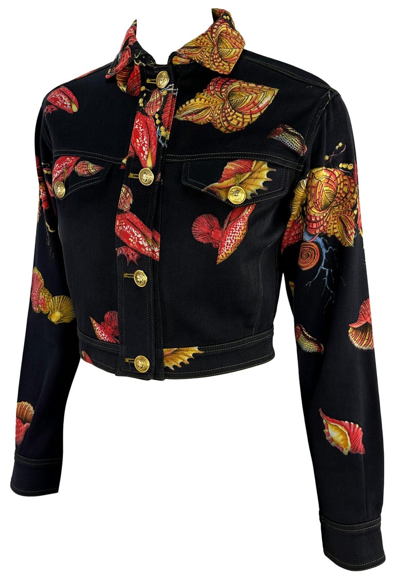 S/S 1992 Gianni Versace Runway Tresor la Mer Veste croisée Medusa