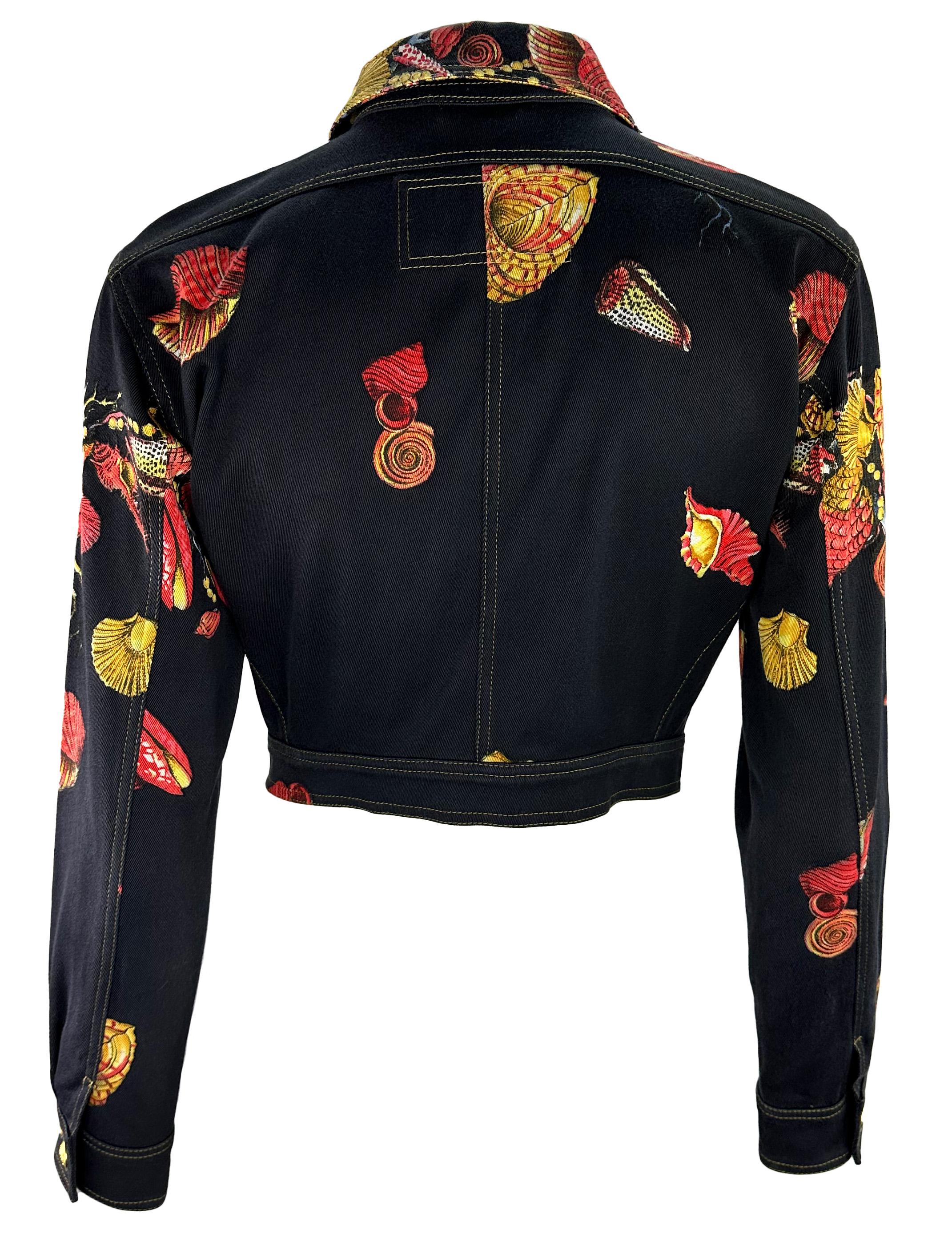 S/S 1992 Gianni Versace Runway Tresor la Mer Black Denim Medusa Cropped Jacket For Sale 3