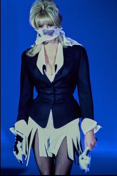 S/S 1992 Thierry Mugler Black Runway Jacket Dramatic White Collar