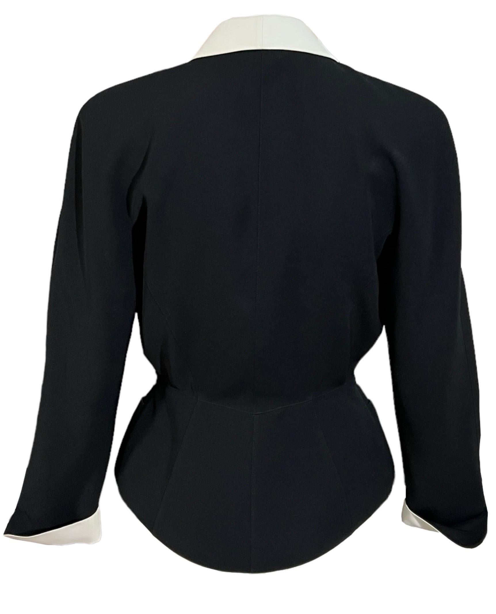 S/S 1992 Thierry Mugler Black Runway Jacket Dramatic White Collar For Sale 1