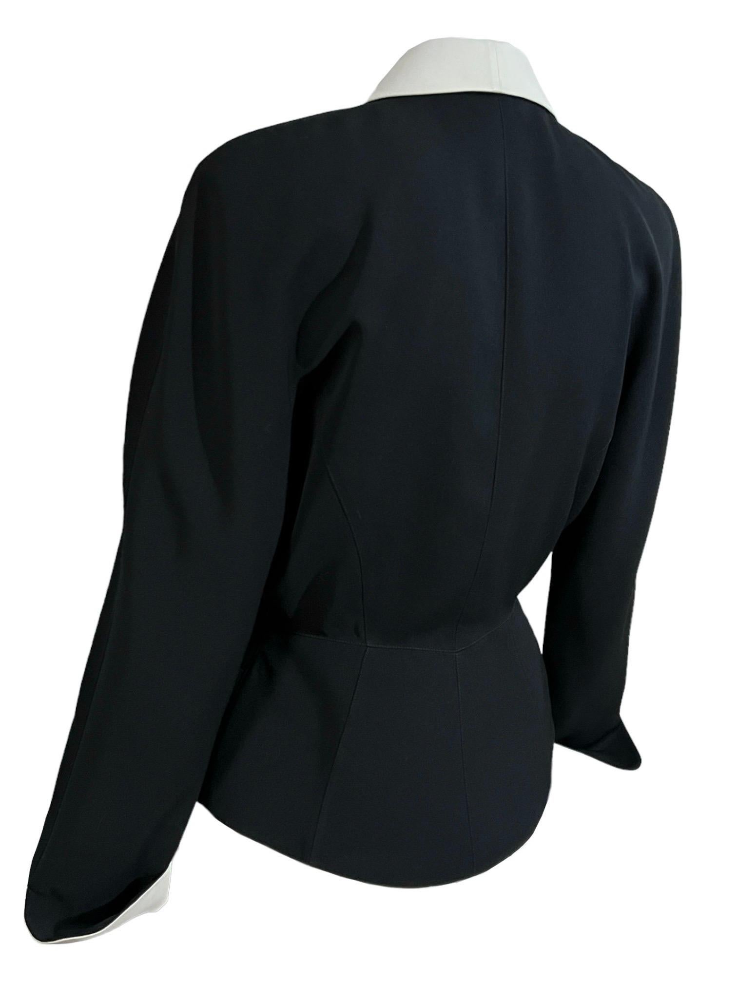 S/S 1992 Thierry Mugler Black Runway Jacket Dramatic White Collar For Sale 3